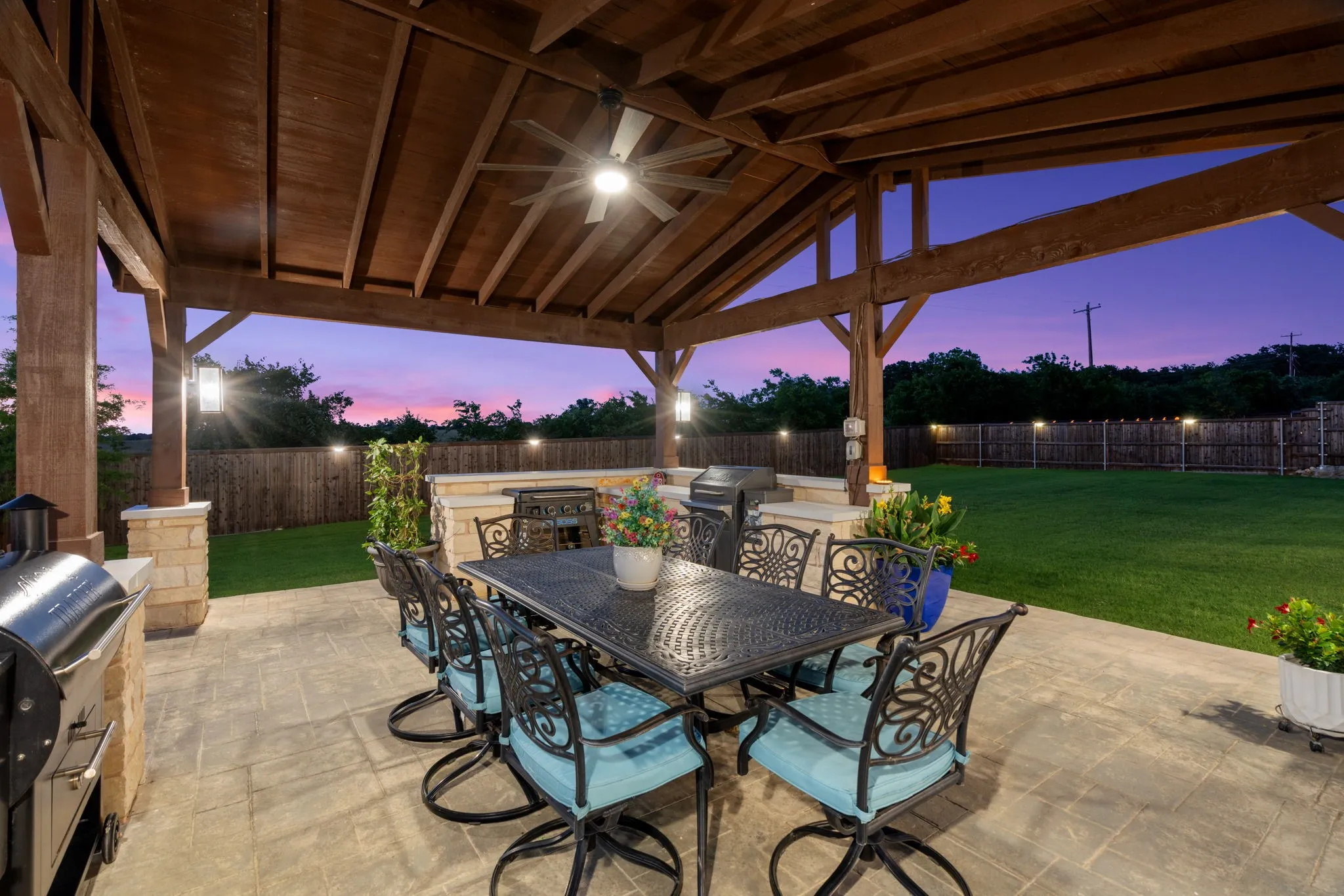Single Family Residence For Sale in Denton County , 11416 Hickory Falls Drive, Argyle, Texas 76226, 4 Bedroom, 5 Bathroom, 3 Garage spaces, 3,807 Sqft, built in 2021, mls#21275550, Real Estate Agent in Argyle, Homes For Sale in Denton county, Homes For Sale in Argyle, Realtor in Argyle Texas, Real Estate Brokerage Independent Realty Texas, Luminita Cordes Realtor