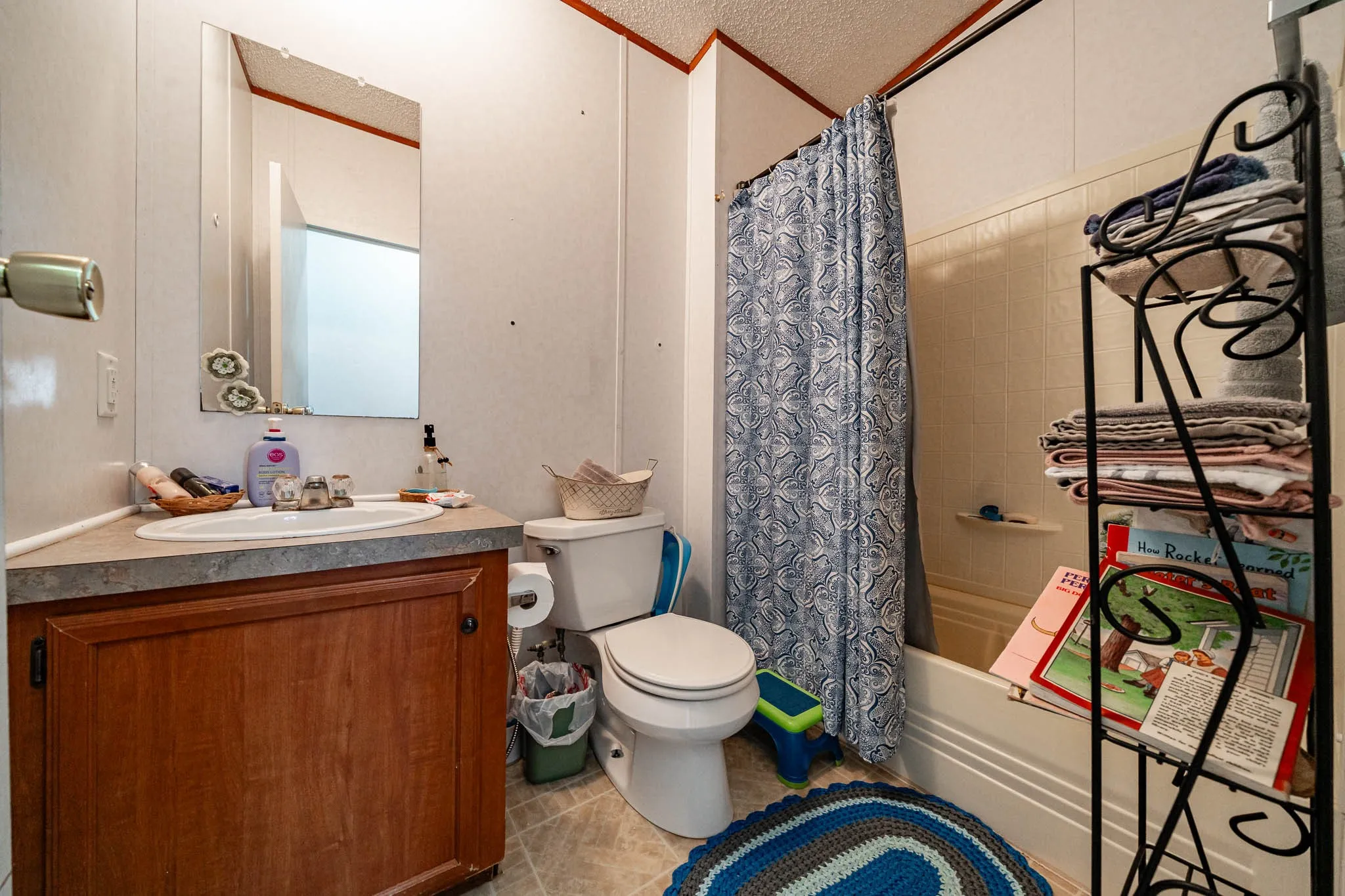 Single Family Residence For Sale in Jones County , 3923 CR 322, Hawley, Texas 79525, 3 Bedroom, 2 Bathroom, Garage spaces, 1,792 Sqft, built in 2004, mls#21281681, Real Estate Agent in Hawley, Homes For Sale in Jones county, Homes For Sale in Hawley, Realtor in Hawley Texas, Real Estate Brokerage Independent Realty Texas, Luminita Cordes Realtor