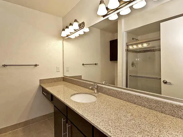 Condominium For Rent in Dallas County , 5909 Birchbrook Drive 133, Dallas, Texas 75206, 2 Bedroom, 2 Bathroom, Garage spaces, 1,124 Sqft, built in 1970, mls#21281694, Real Estate Agent in Dallas, Homes For Rent in Dallas county, Homes For Rent in Dallas, Realtor in Dallas Texas, Real Estate Brokerage Independent Realty Texas, Luminita Cordes Realtor
