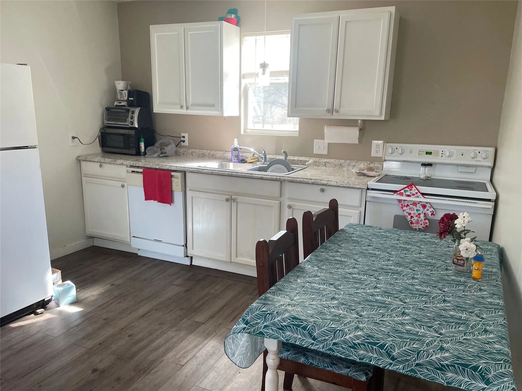 For Sale in Van Zandt County , 1140 CR 1712, Grand Saline, Texas 75140, 5 Bedroom, 4 Bathroom, Garage spaces, 0 Sqft, built in 2022, mls#21281691, Real Estate Agent in Grand Saline, Homes For Sale in Van Zandt county, Homes For Sale in Grand Saline, Realtor in Grand Saline Texas, Real Estate Brokerage Independent Realty Texas, Luminita Cordes Realtor