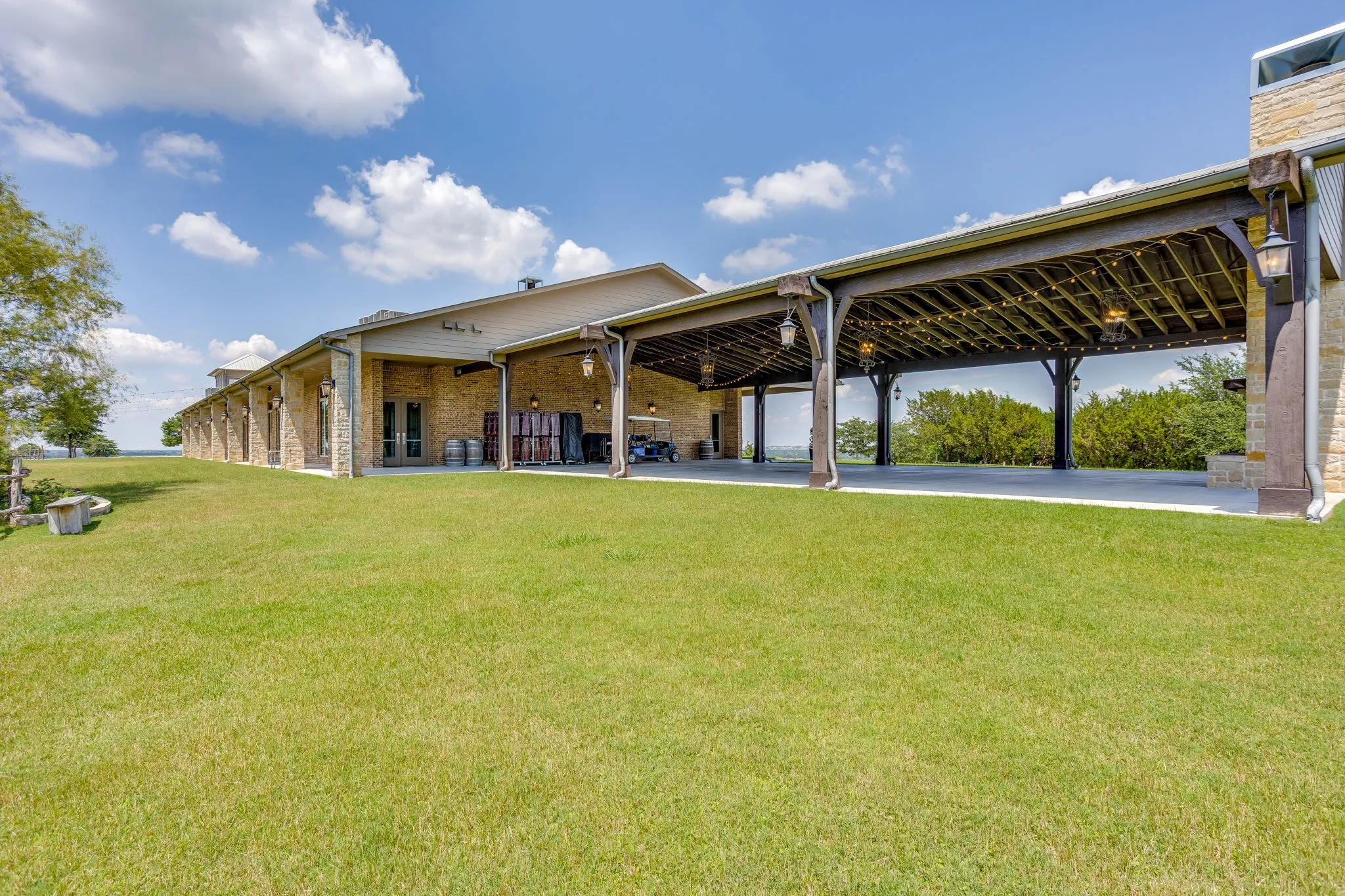 Business For Sale in Parker County , 6000 Tucker Drive, Weatherford, Texas 76085, 0, 0, Garage spaces, 9,921 Sqft, built in 2016, mls#21281578, Real Estate Agent in Weatherford, Homes For Sale in Parker county, Homes For Sale in Weatherford, Realtor in Weatherford Texas, Real Estate Brokerage Independent Realty Texas, Luminita Cordes Realtor