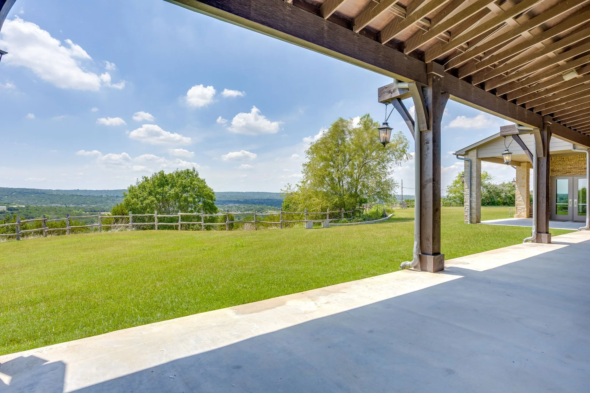 Business For Sale in Parker County , 6000 Tucker Drive, Weatherford, Texas 76085, 0, 0, Garage spaces, 9,921 Sqft, built in 2016, mls#21281578, Real Estate Agent in Weatherford, Homes For Sale in Parker county, Homes For Sale in Weatherford, Realtor in Weatherford Texas, Real Estate Brokerage Independent Realty Texas, Luminita Cordes Realtor