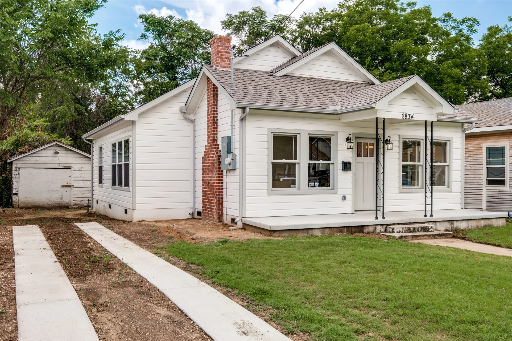 Single Family Residence For Sale in Dallas County , 2834 Tanner Street, Dallas, Texas 75215, 3 Bedroom, 2 Bathroom, Garage spaces, 1,218 Sqft, built in 1930, mls#21281609, Real Estate Agent in Dallas, Homes For Sale in Dallas county, Homes For Sale in Dallas, Realtor in Dallas Texas, Real Estate Brokerage Independent Realty Texas, Luminita Cordes Realtor