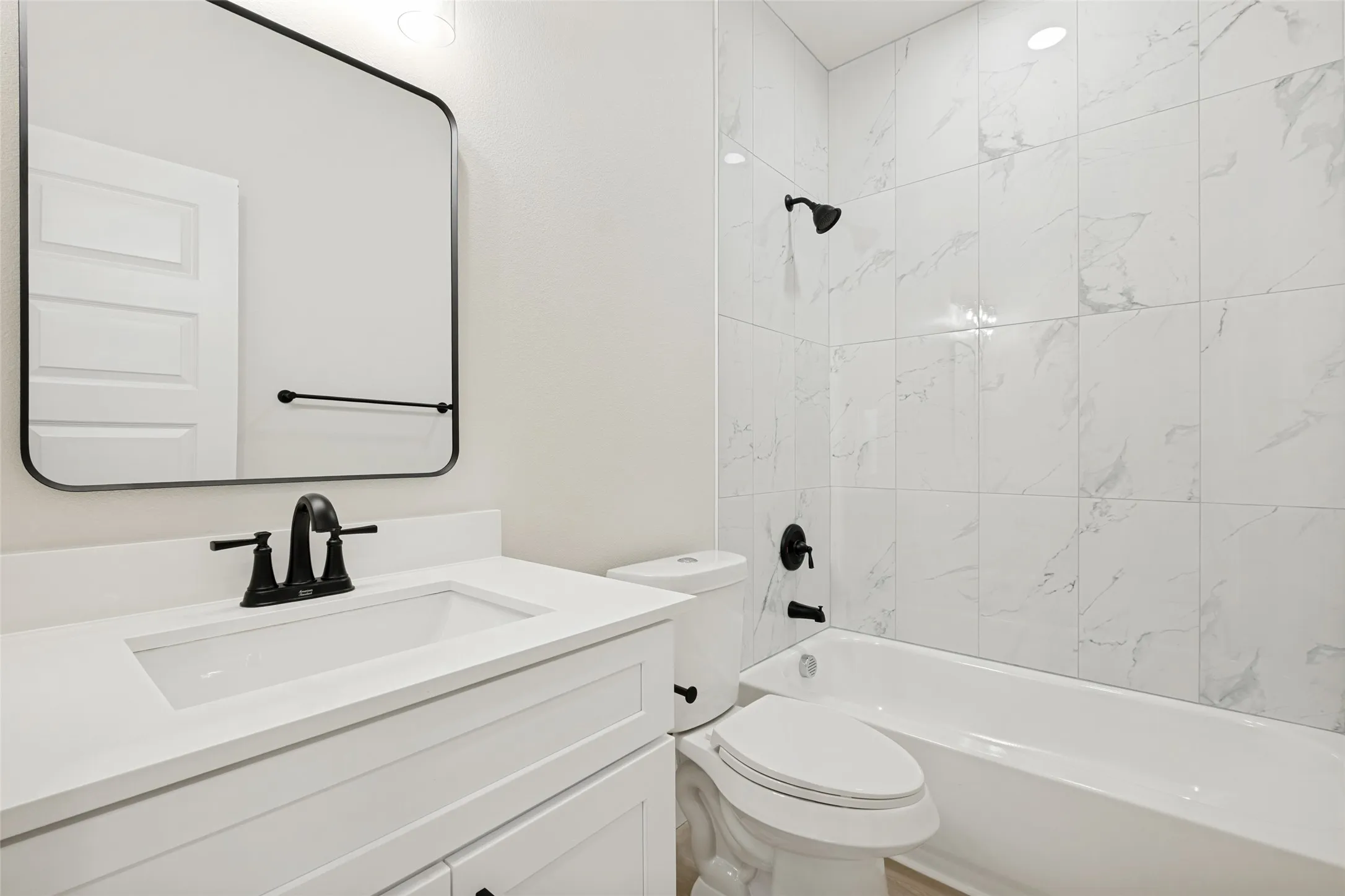 Single Family Residence For Sale in Dallas County , 2834 Tanner Street, Dallas, Texas 75215, 3 Bedroom, 2 Bathroom, Garage spaces, 1,218 Sqft, built in 1930, mls#21281609, Real Estate Agent in Dallas, Homes For Sale in Dallas county, Homes For Sale in Dallas, Realtor in Dallas Texas, Real Estate Brokerage Independent Realty Texas, Luminita Cordes Realtor