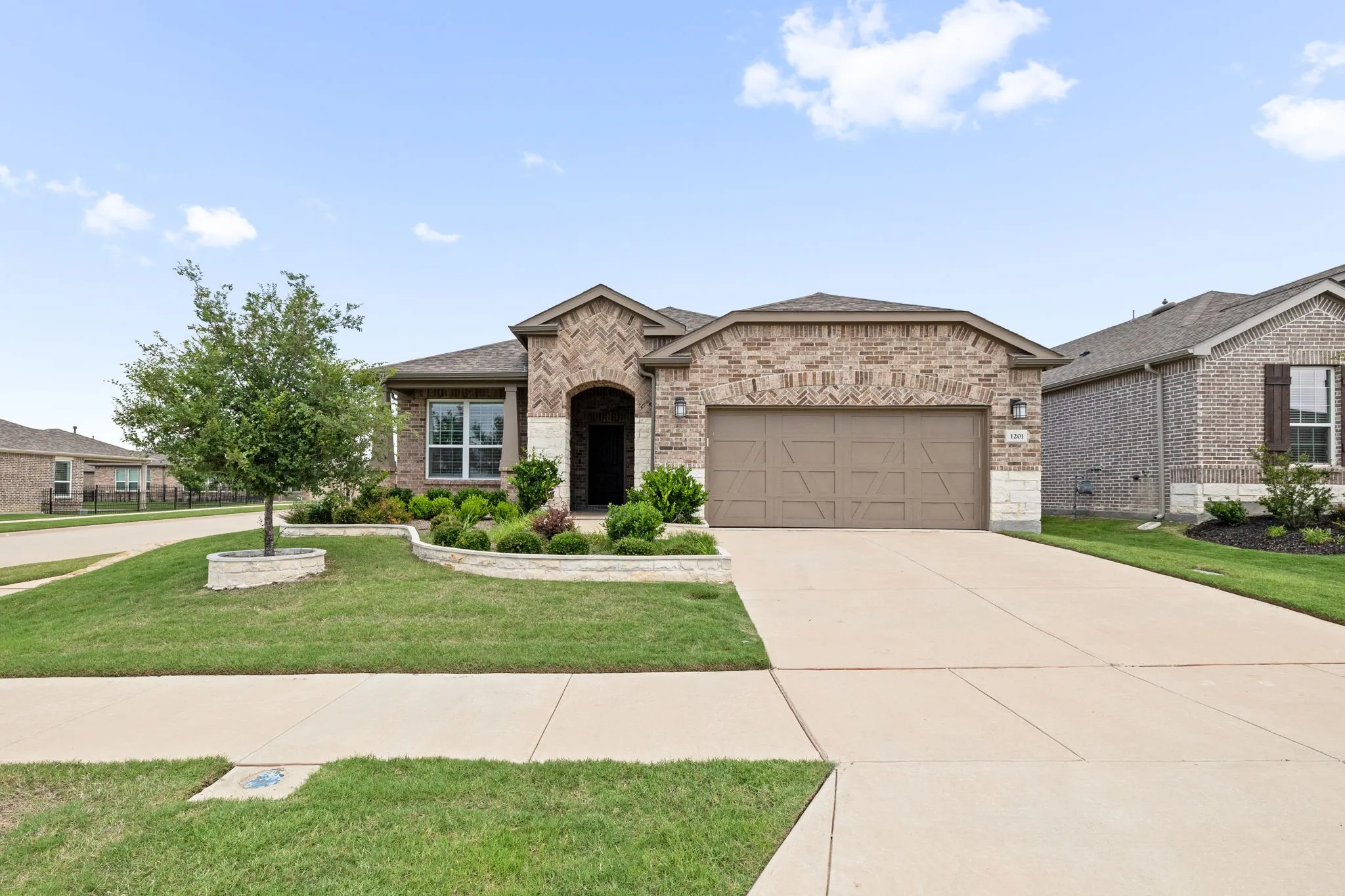 Single Family Residence For Sale in Denton County , 1201 Cornerstone Drive, Little Elm, Texas 76227, 2 Bedroom, 2 Bathroom, 2 Garage spaces, 1,986 Sqft, built in 2023, mls#21274298, Real Estate Agent in Little Elm, Homes For Sale in Denton county, Homes For Sale in Little Elm, Realtor in Little Elm Texas, Real Estate Brokerage Independent Realty Texas, Luminita Cordes Realtor