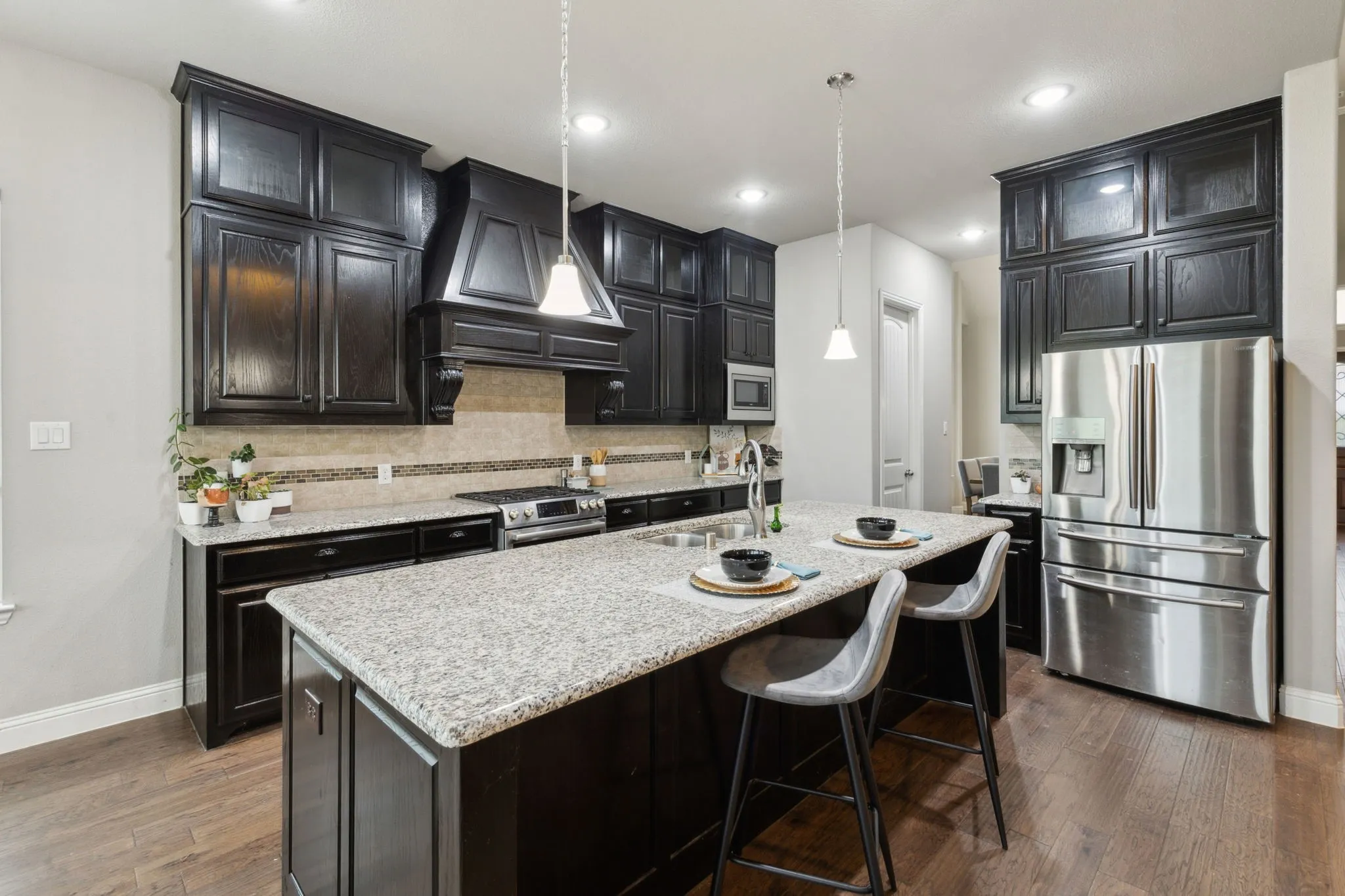 Single Family Residence For Sale in Collin County , 2610 Sunset Bay Lane, Nevada, Texas 75173, 4 Bedroom, 4 Bathroom, 3 Garage spaces, 3,982 Sqft, built in 2017, mls#21281776, Real Estate Agent in Nevada, Homes For Sale in Collin county, Homes For Sale in Nevada, Realtor in Nevada Texas, Real Estate Brokerage Independent Realty Texas, Luminita Cordes Realtor