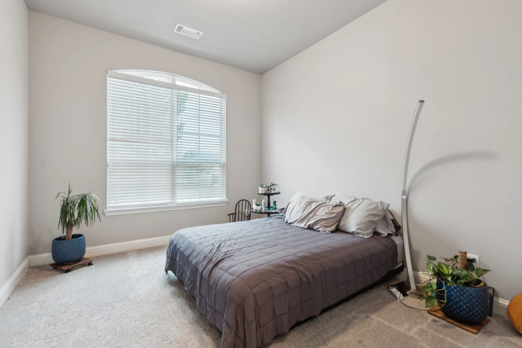 Single Family Residence For Sale in Collin County , 2610 Sunset Bay Lane, Nevada, Texas 75173, 4 Bedroom, 4 Bathroom, 3 Garage spaces, 3,982 Sqft, built in 2017, mls#21281776, Real Estate Agent in Nevada, Homes For Sale in Collin county, Homes For Sale in Nevada, Realtor in Nevada Texas, Real Estate Brokerage Independent Realty Texas, Luminita Cordes Realtor