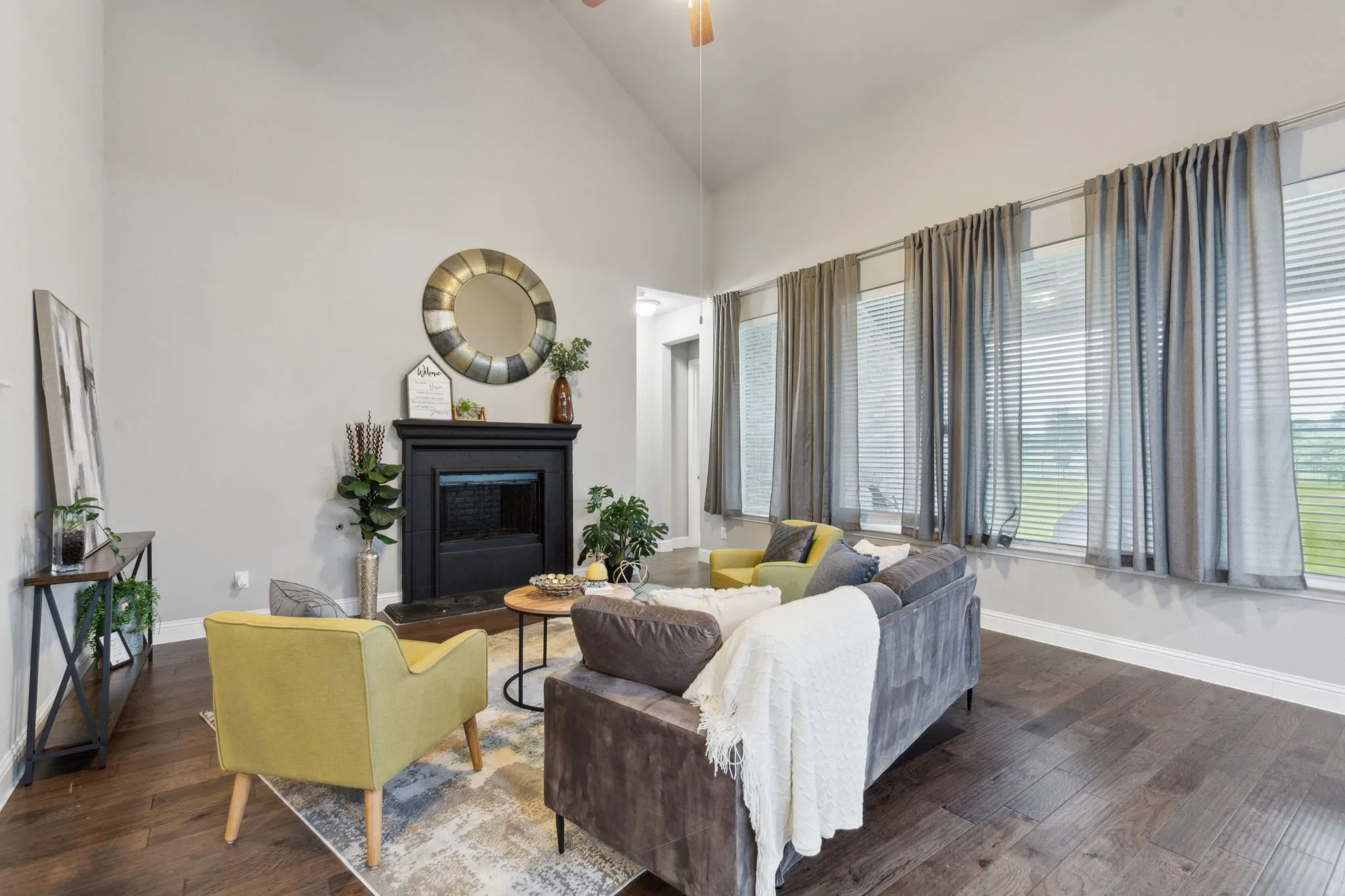 Single Family Residence For Sale in Collin County , 2610 Sunset Bay Lane, Nevada, Texas 75173, 4 Bedroom, 4 Bathroom, 3 Garage spaces, 3,982 Sqft, built in 2017, mls#21281776, Real Estate Agent in Nevada, Homes For Sale in Collin county, Homes For Sale in Nevada, Realtor in Nevada Texas, Real Estate Brokerage Independent Realty Texas, Luminita Cordes Realtor