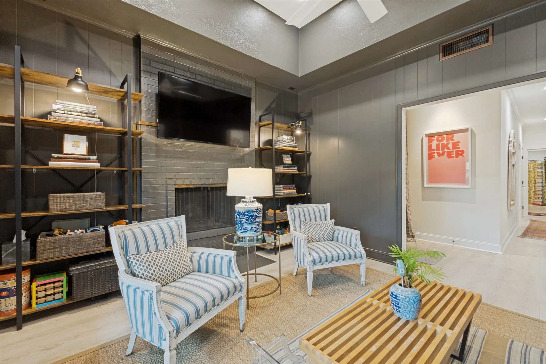 Condominium For Sale in Dallas County , 5820 Royal Lane, Dallas, Texas 75230, 2 Bedroom, 2 Bathroom, Garage spaces, 1,565 Sqft, built in 1969, mls#21279667, Real Estate Agent in Dallas, Homes For Sale in Dallas county, Homes For Sale in Dallas, Realtor in Dallas Texas, Real Estate Brokerage Independent Realty Texas, Luminita Cordes Realtor