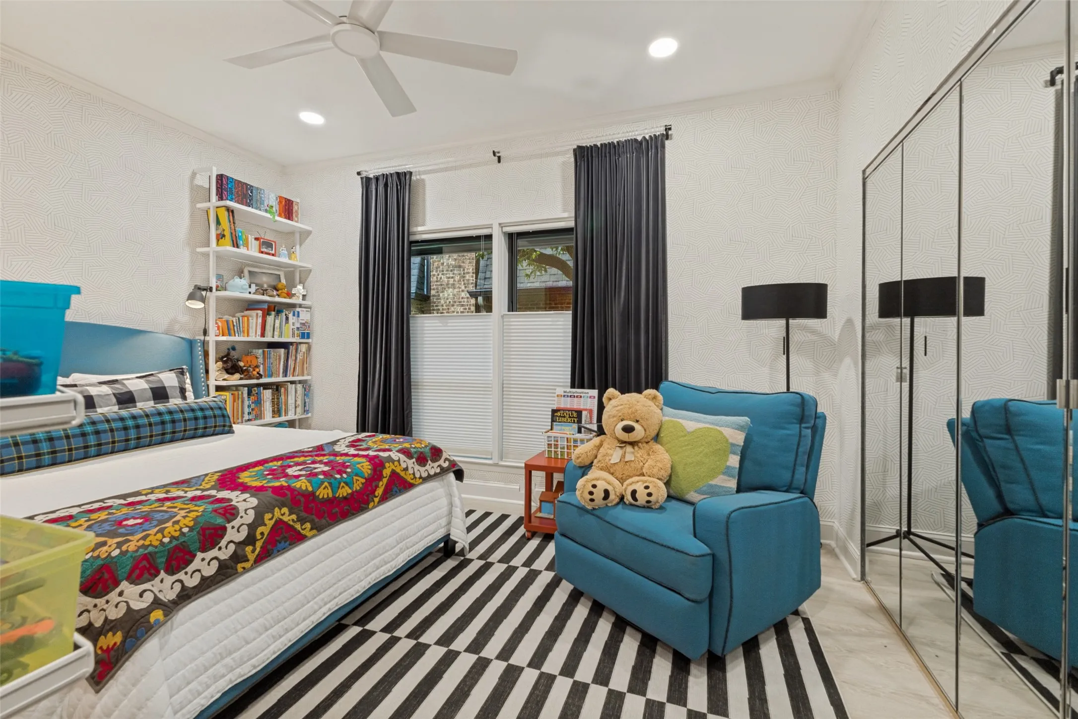 Condominium For Sale in Dallas County , 5820 Royal Lane, Dallas, Texas 75230, 2 Bedroom, 2 Bathroom, Garage spaces, 1,565 Sqft, built in 1969, mls#21279667, Real Estate Agent in Dallas, Homes For Sale in Dallas county, Homes For Sale in Dallas, Realtor in Dallas Texas, Real Estate Brokerage Independent Realty Texas, Luminita Cordes Realtor