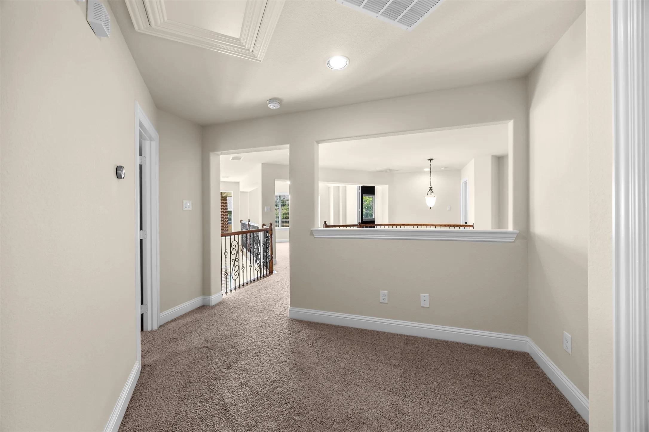 Single Family Residence For Sale in Collin County , 6425 Abbotsford Drive, Plano, Texas 75074, 5 Bedroom, 4 Bathroom, 2 Garage spaces, 3,831 Sqft, built in 2017, mls#21281074, Real Estate Agent in Plano, Homes For Sale in Collin county, Homes For Sale in Plano, Realtor in Plano Texas, Real Estate Brokerage Independent Realty Texas, Luminita Cordes Realtor