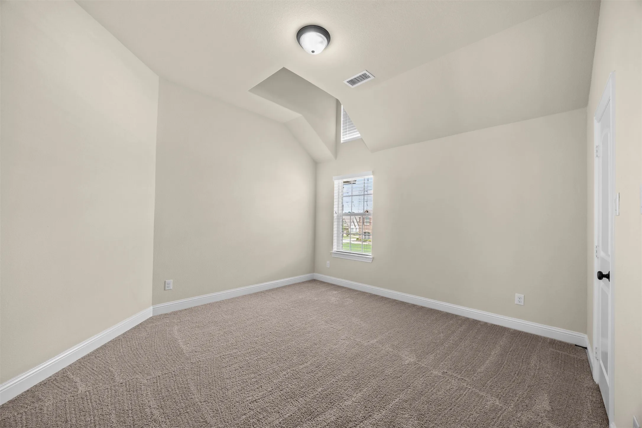 Single Family Residence For Sale in Collin County , 6425 Abbotsford Drive, Plano, Texas 75074, 5 Bedroom, 4 Bathroom, 2 Garage spaces, 3,831 Sqft, built in 2017, mls#21281074, Real Estate Agent in Plano, Homes For Sale in Collin county, Homes For Sale in Plano, Realtor in Plano Texas, Real Estate Brokerage Independent Realty Texas, Luminita Cordes Realtor