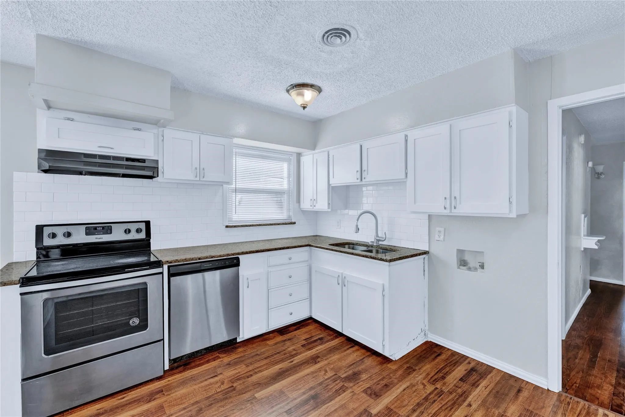 Single Family Residence For Sale in Dallas County , 4208 Huckleberry Circle, Dallas, Texas 75216, 3 Bedroom, 2 Bathroom, Garage spaces, 1,896 Sqft, built in 1955, mls#21281796, Real Estate Agent in Dallas, Homes For Sale in Dallas county, Homes For Sale in Dallas, Realtor in Dallas Texas, Real Estate Brokerage Independent Realty Texas, Luminita Cordes Realtor