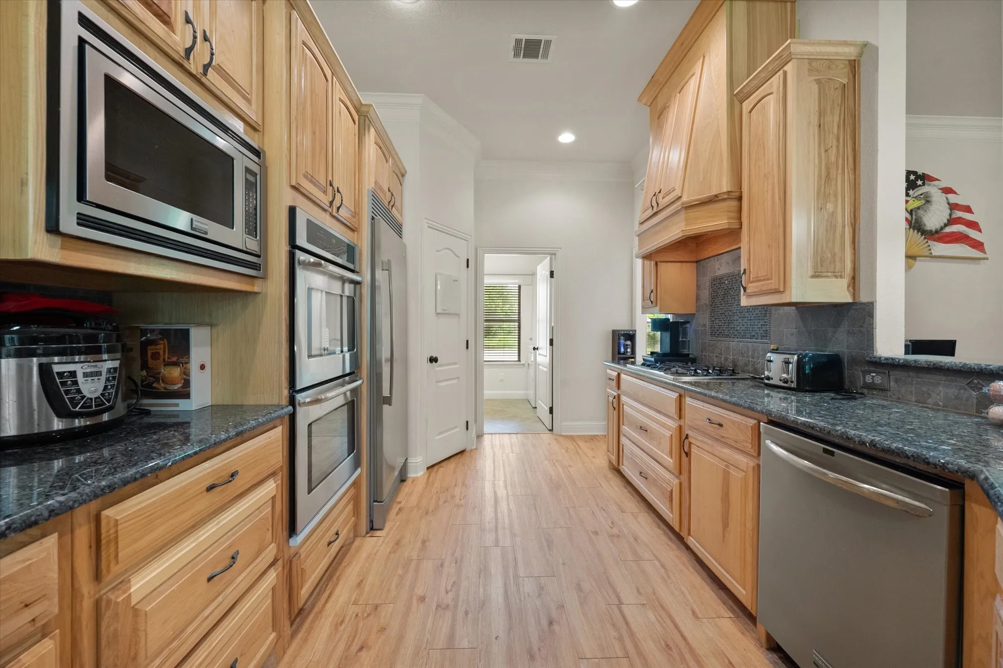 Single Family Residence For Sale in Johnson County , 548 Mckittrick Court, Godley, Texas 76044, 3 Bedroom, 3 Bathroom, 3 Garage spaces, 3,386 Sqft, built in 2011, mls#21280848, Real Estate Agent in Godley, Homes For Sale in Johnson county, Homes For Sale in Godley, Realtor in Godley Texas, Real Estate Brokerage Independent Realty Texas, Luminita Cordes Realtor