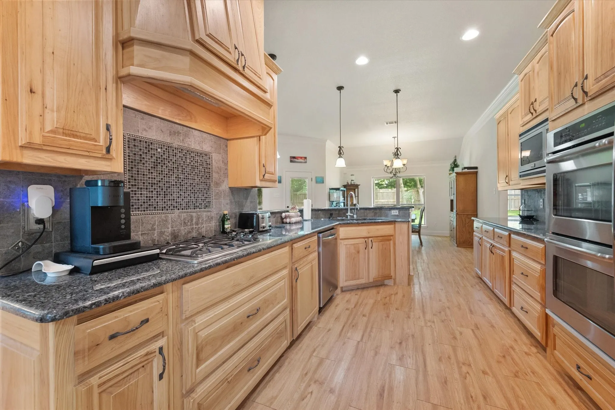 Single Family Residence For Sale in Johnson County , 548 Mckittrick Court, Godley, Texas 76044, 3 Bedroom, 3 Bathroom, 3 Garage spaces, 3,386 Sqft, built in 2011, mls#21280848, Real Estate Agent in Godley, Homes For Sale in Johnson county, Homes For Sale in Godley, Realtor in Godley Texas, Real Estate Brokerage Independent Realty Texas, Luminita Cordes Realtor