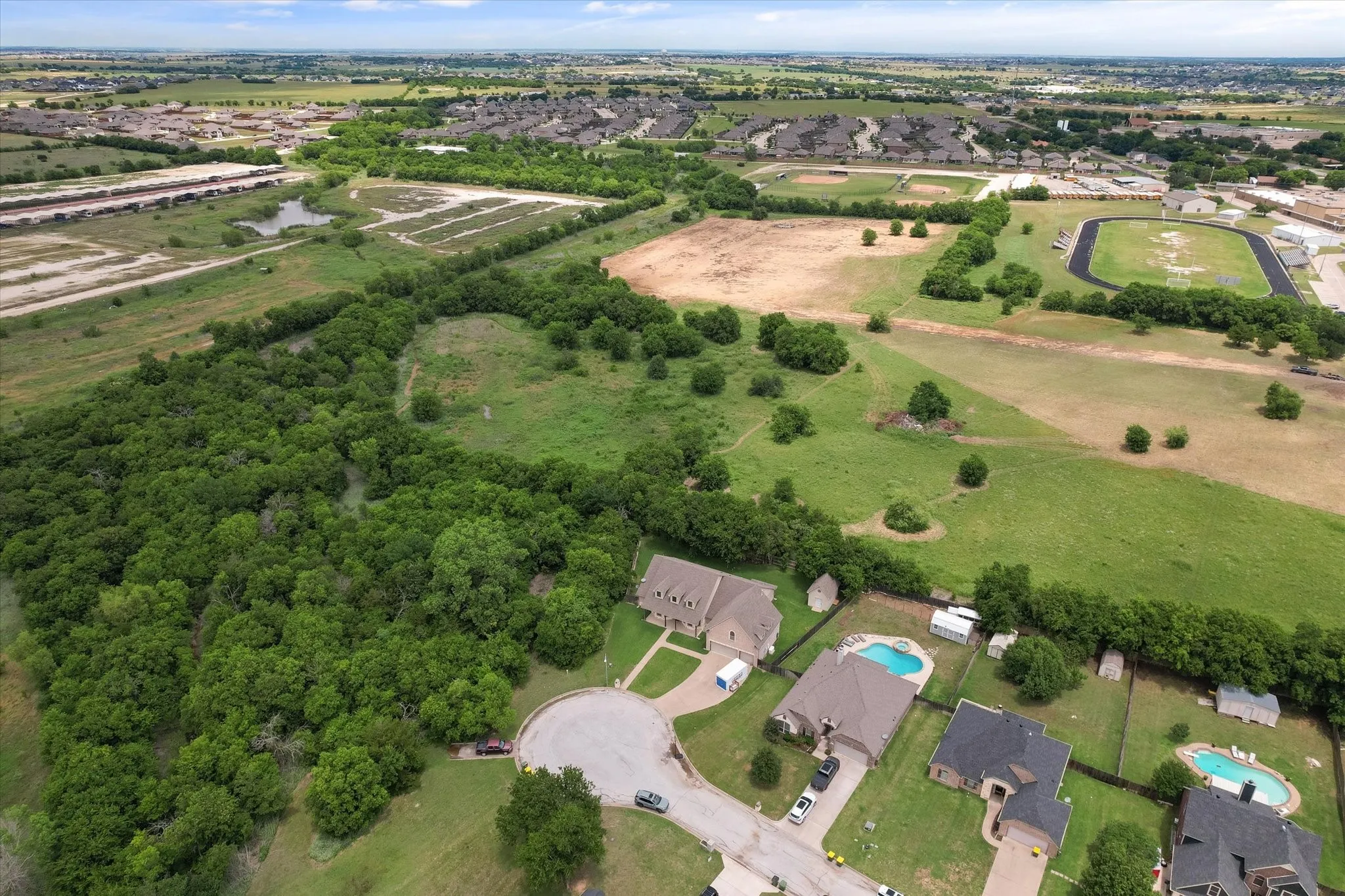 Single Family Residence For Sale in Johnson County , 548 Mckittrick Court, Godley, Texas 76044, 3 Bedroom, 3 Bathroom, 3 Garage spaces, 3,386 Sqft, built in 2011, mls#21280848, Real Estate Agent in Godley, Homes For Sale in Johnson county, Homes For Sale in Godley, Realtor in Godley Texas, Real Estate Brokerage Independent Realty Texas, Luminita Cordes Realtor