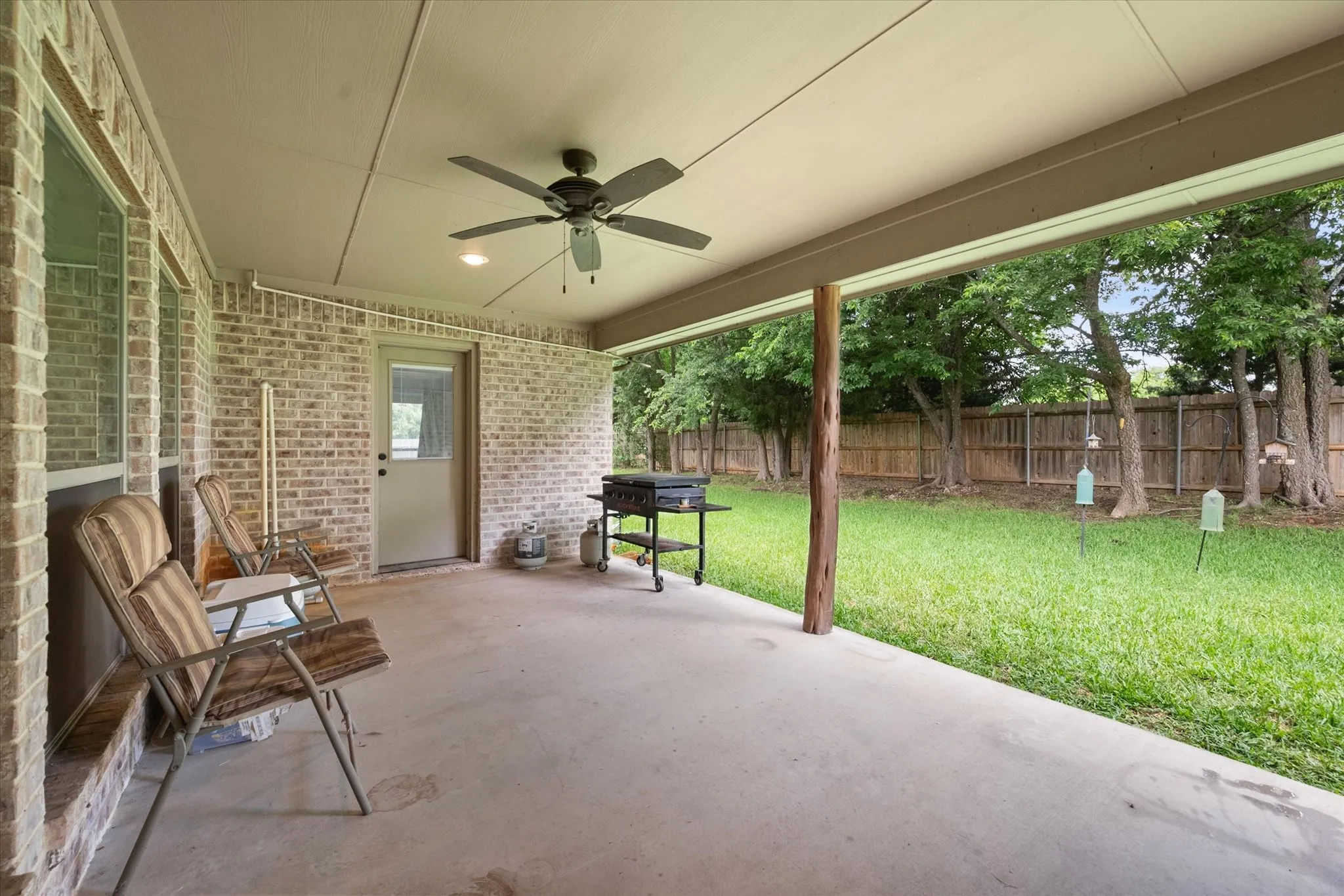 Single Family Residence For Sale in Johnson County , 548 Mckittrick Court, Godley, Texas 76044, 3 Bedroom, 3 Bathroom, 3 Garage spaces, 3,386 Sqft, built in 2011, mls#21280848, Real Estate Agent in Godley, Homes For Sale in Johnson county, Homes For Sale in Godley, Realtor in Godley Texas, Real Estate Brokerage Independent Realty Texas, Luminita Cordes Realtor