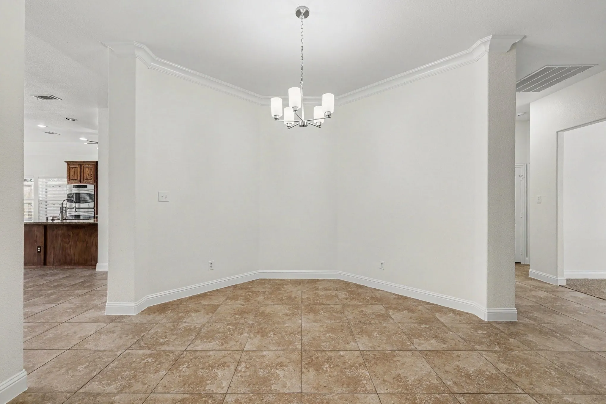Single Family Residence For Sale in Collin County , 9546 Lance Drive, Frisco, Texas 75035, 3 Bedroom, 2 Bathroom, 2 Garage spaces, 2,495 Sqft, built in 2011, mls#21276158, Real Estate Agent in Frisco, Homes For Sale in Collin county, Homes For Sale in Frisco, Realtor in Frisco Texas, Real Estate Brokerage Independent Realty Texas, Luminita Cordes Realtor