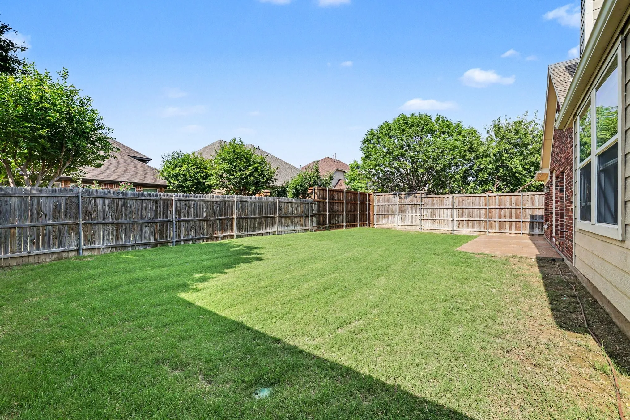 Single Family Residence For Sale in Collin County , 9546 Lance Drive, Frisco, Texas 75035, 3 Bedroom, 2 Bathroom, 2 Garage spaces, 2,495 Sqft, built in 2011, mls#21276158, Real Estate Agent in Frisco, Homes For Sale in Collin county, Homes For Sale in Frisco, Realtor in Frisco Texas, Real Estate Brokerage Independent Realty Texas, Luminita Cordes Realtor