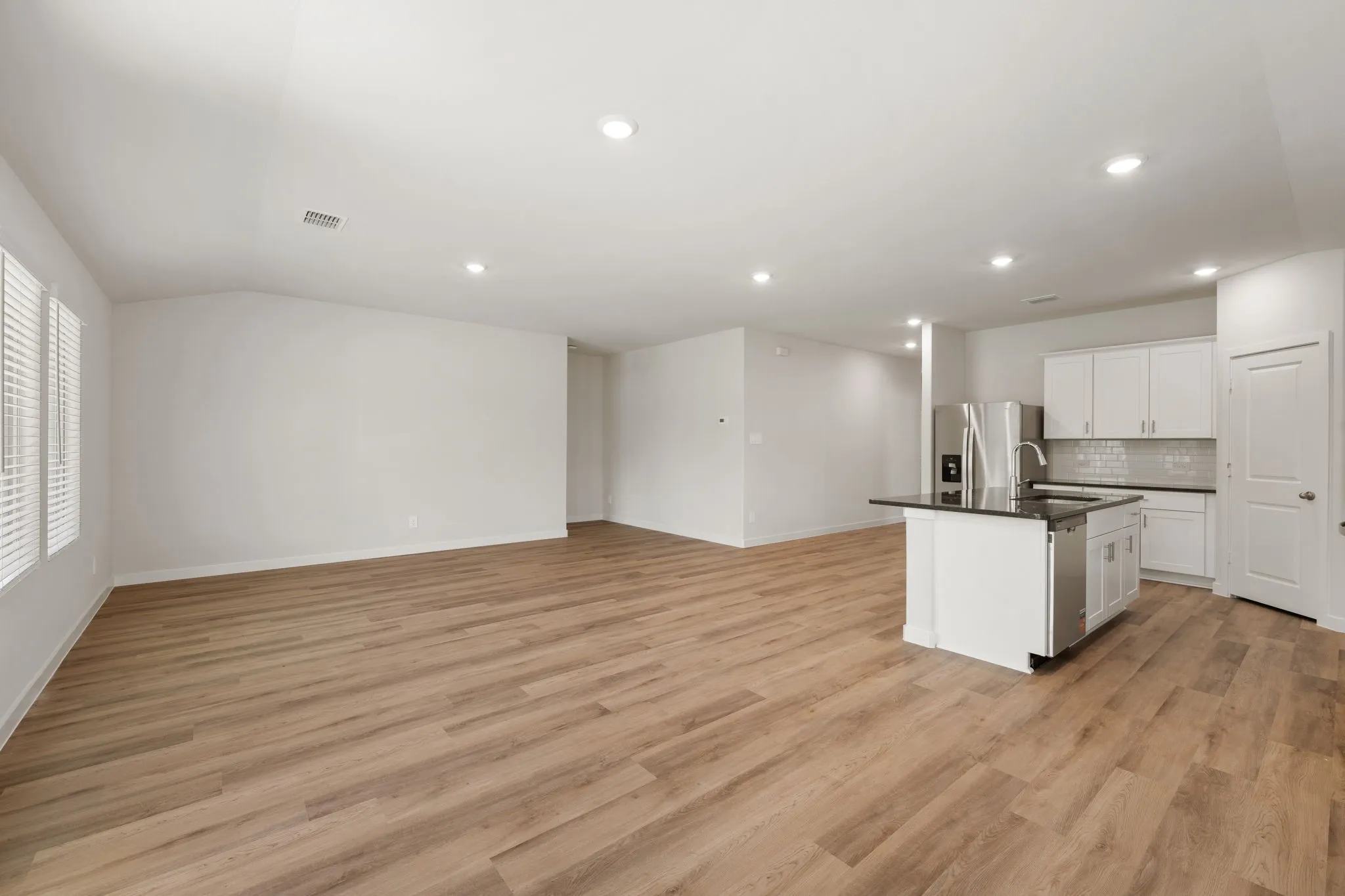 Single Family Residence For Sale in Hunt County , 230 Teton Street, Greenville, Texas 75402, 3 Bedroom, 3 Bathroom, 2 Garage spaces, 2,059 Sqft, built in 2026, mls#21280062, Real Estate Agent in Greenville, Homes For Sale in Hunt county, Homes For Sale in Greenville, Realtor in Greenville Texas, Real Estate Brokerage Independent Realty Texas, Luminita Cordes Realtor