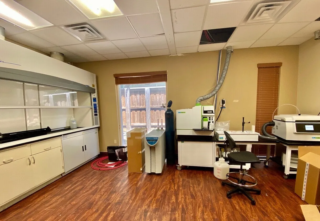 Office For Rent in Dallas County , 2567 Valley View Lane, Farmers Branch, Texas 75234, 0, 0, Garage spaces, 0 Sqft, built in 1974, Price $6,500, mls#21281838, Real Estate Agent in Farmers Branch, Homes For Rent in Dallas county, Homes For Rent in Farmers Branch, Realtor in Farmers Branch Texas, Real Estate Brokerage Independent Realty Texas, Luminita Cordes Realtor