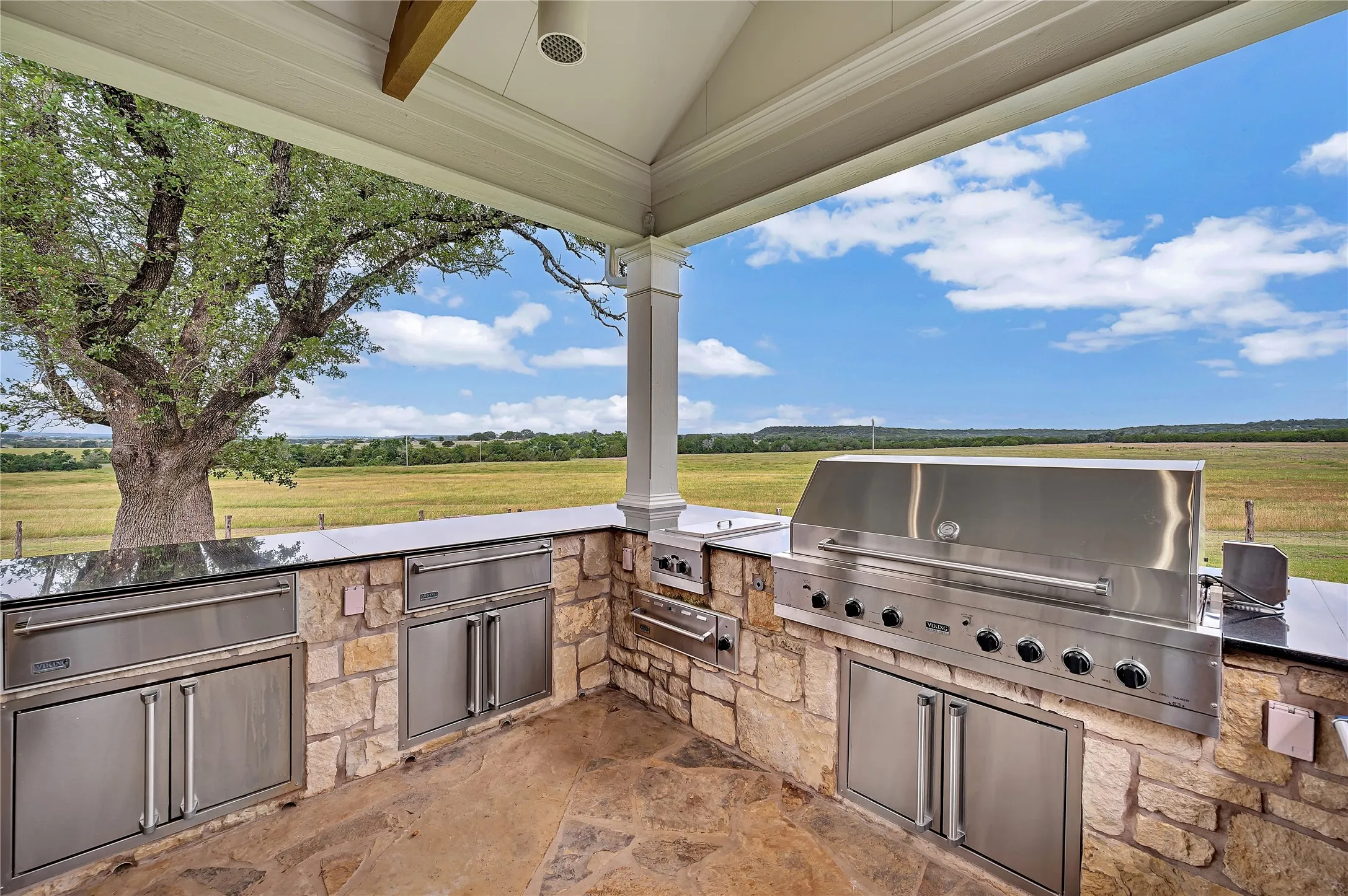 Farm For Sale in Bosque County , 8356 FM 219, Clifton, Texas 76634, 5 Bedrooms, 9 Bathrooms, 2 Garage spaces, 9,830 Sqft, built in 2002, Price $6,590,000, mls#21280622, Real Estate Agent in Clifton, Homes For Sale in Bosque county, Homes For Sale in Clifton, Realtor in Clifton Texas, Real Estate Brokerage Independent Realty Texas, Luminita Cordes Realtor
