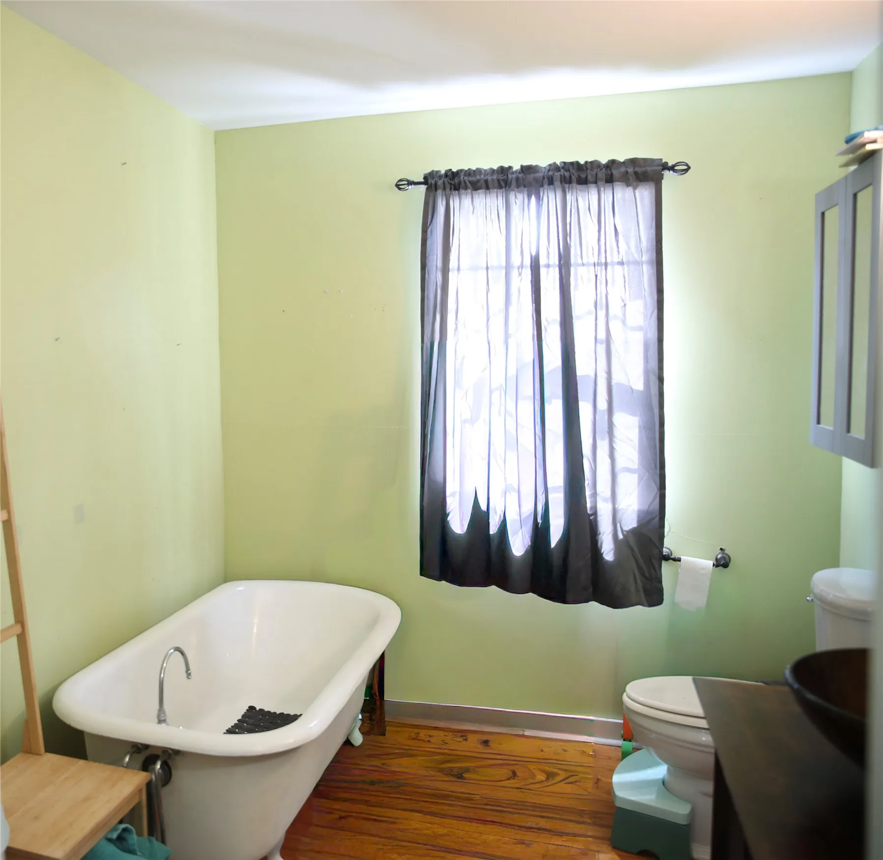 Single Family Residence For Sale in Hunt County , 1500 Bonham Street, Commerce, Texas 75428, 3 Bedroom, 2 Bathroom, 2 Garage spaces, 2,286 Sqft, built in 1935, mls#21281154, Real Estate Agent in Commerce, Homes For Sale in Hunt county, Homes For Sale in Commerce, Realtor in Commerce Texas, Real Estate Brokerage Independent Realty Texas, Luminita Cordes Realtor
