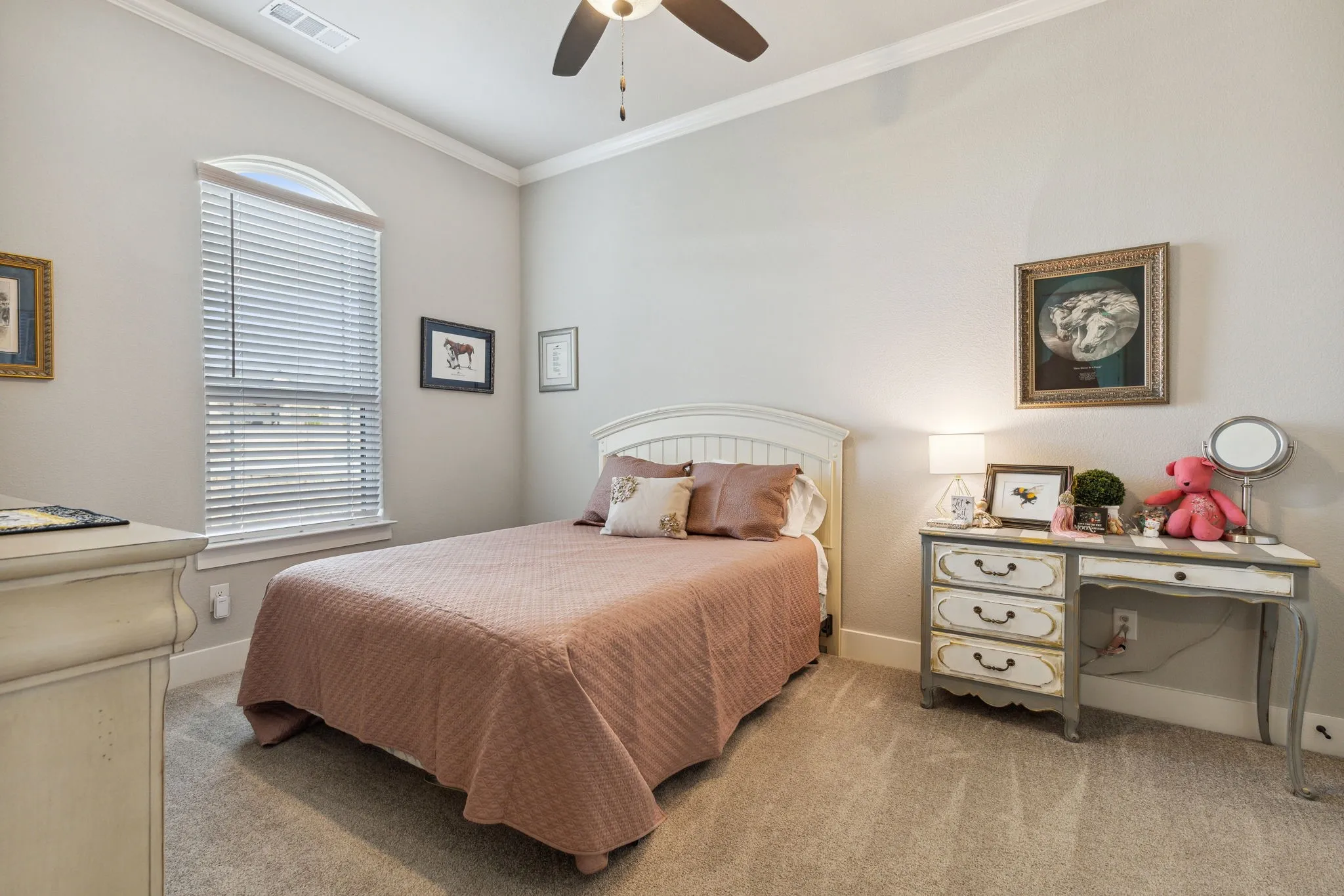 Single Family Residence For Sale in Collin County , 117 Delano Court, Weston, Texas 75009, 4 Bedroom, 4 Bathroom, 5 Garage spaces, 3,249 Sqft, built in 2021, mls#21281540, Real Estate Agent in Weston, Homes For Sale in Collin county, Homes For Sale in Weston, Realtor in Weston Texas, Real Estate Brokerage Independent Realty Texas, Luminita Cordes Realtor