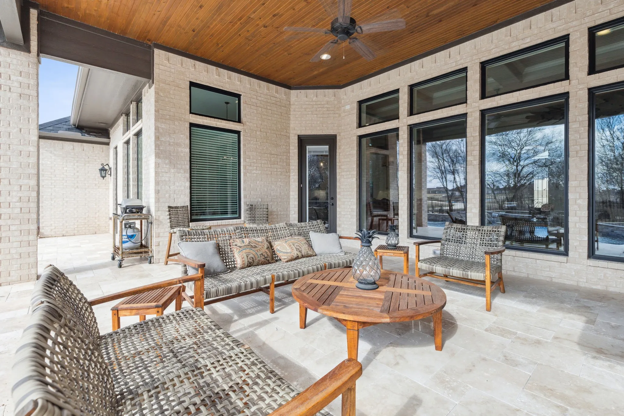 Single Family Residence For Sale in Collin County , 117 Delano Court, Weston, Texas 75009, 4 Bedroom, 4 Bathroom, 5 Garage spaces, 3,249 Sqft, built in 2021, mls#21281540, Real Estate Agent in Weston, Homes For Sale in Collin county, Homes For Sale in Weston, Realtor in Weston Texas, Real Estate Brokerage Independent Realty Texas, Luminita Cordes Realtor