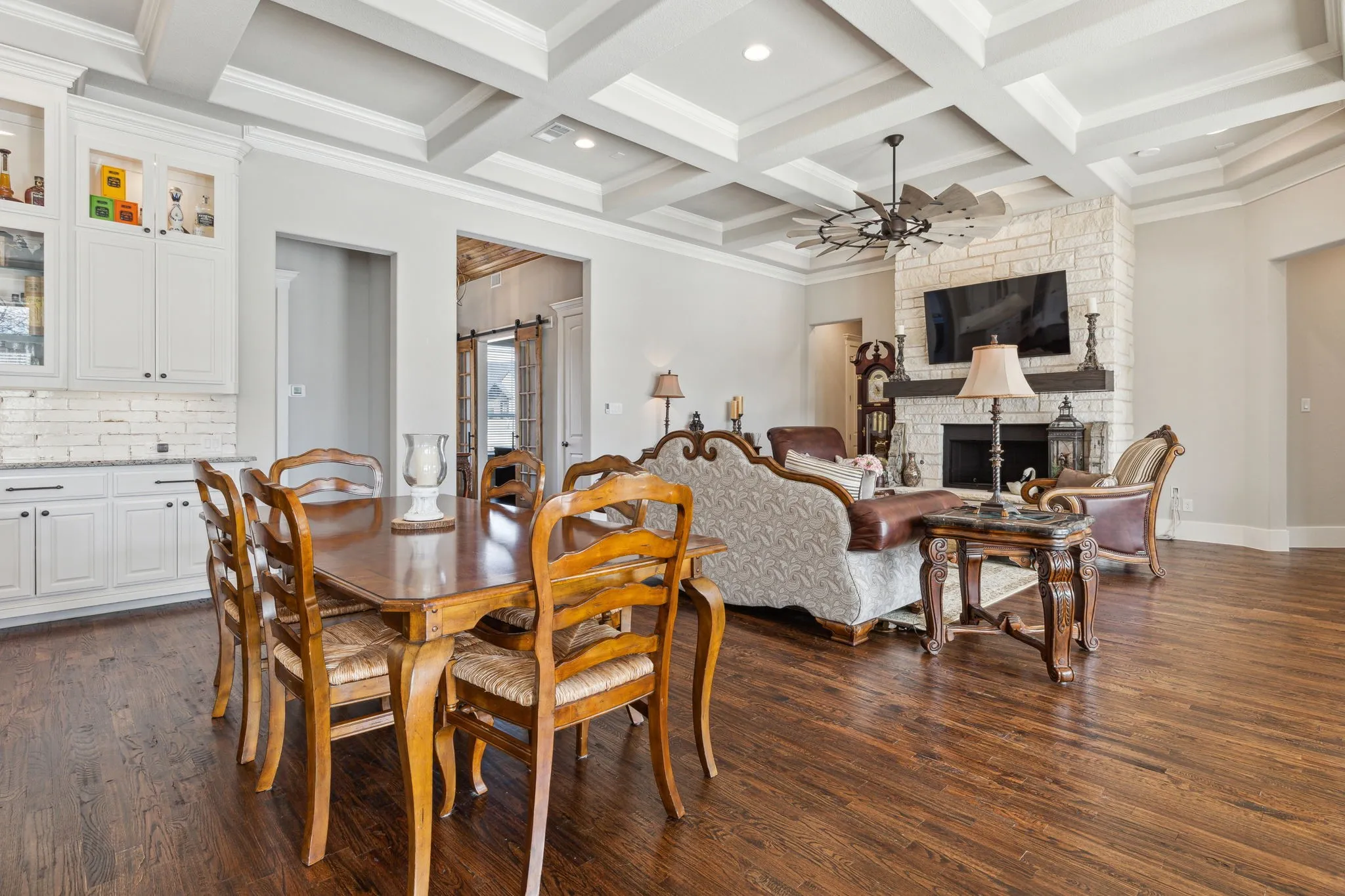 Single Family Residence For Sale in Collin County , 117 Delano Court, Weston, Texas 75009, 4 Bedroom, 4 Bathroom, 5 Garage spaces, 3,249 Sqft, built in 2021, mls#21281540, Real Estate Agent in Weston, Homes For Sale in Collin county, Homes For Sale in Weston, Realtor in Weston Texas, Real Estate Brokerage Independent Realty Texas, Luminita Cordes Realtor