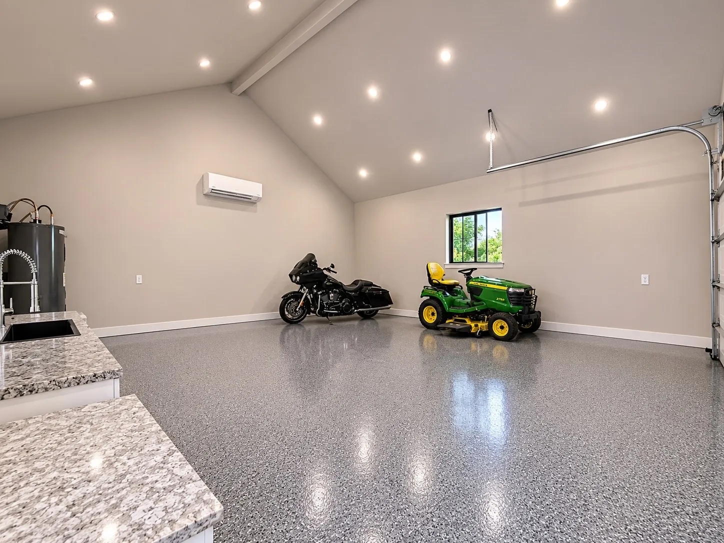 Single Family Residence For Sale in Collin County , 117 Delano Court, Weston, Texas 75009, 4 Bedroom, 4 Bathroom, 5 Garage spaces, 3,249 Sqft, built in 2021, mls#21281540, Real Estate Agent in Weston, Homes For Sale in Collin county, Homes For Sale in Weston, Realtor in Weston Texas, Real Estate Brokerage Independent Realty Texas, Luminita Cordes Realtor