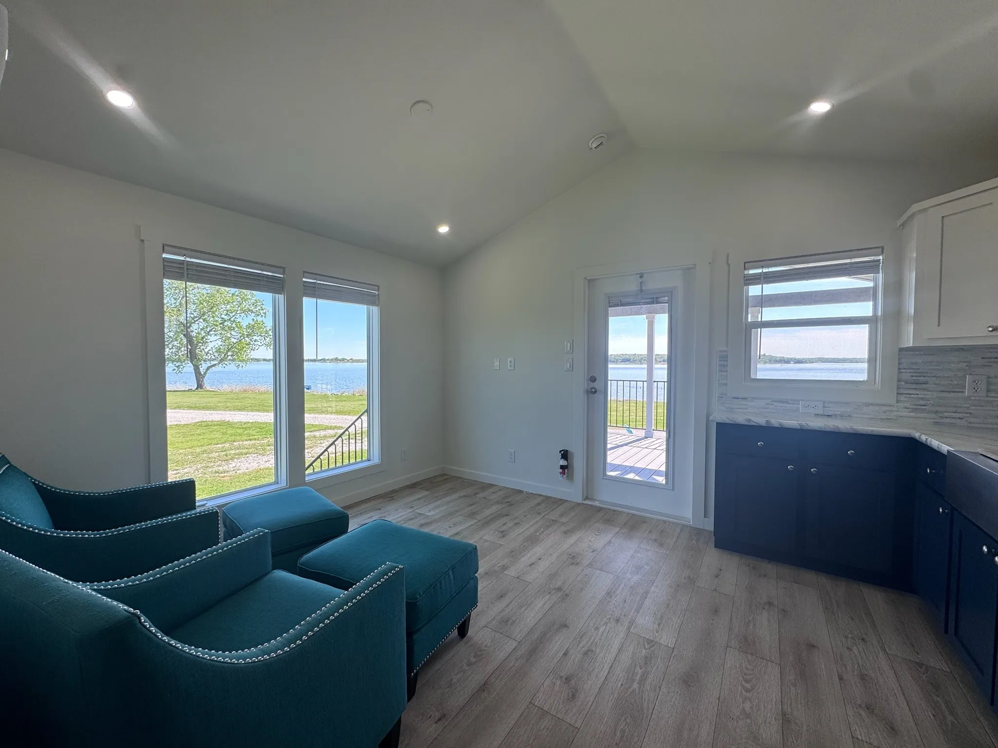 Manufactured Home For Sale in Eastland County , 2250 FM 2461 32, Eastland, Texas 76448, 1 Bedroom, 1 Bathroom, Garage spaces, 399 Sqft, built in 2025, mls#21272922, Real Estate Agent in Eastland, Homes For Sale in Eastland county, Homes For Sale in Eastland, Realtor in Eastland Texas, Real Estate Brokerage Independent Realty Texas, Luminita Cordes Realtor