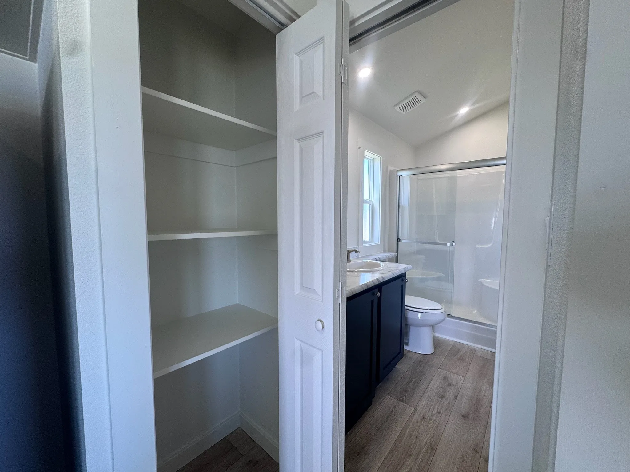 Manufactured Home For Sale in Eastland County , 2250 FM 2461 32, Eastland, Texas 76448, 1 Bedroom, 1 Bathroom, Garage spaces, 399 Sqft, built in 2025, mls#21272922, Real Estate Agent in Eastland, Homes For Sale in Eastland county, Homes For Sale in Eastland, Realtor in Eastland Texas, Real Estate Brokerage Independent Realty Texas, Luminita Cordes Realtor