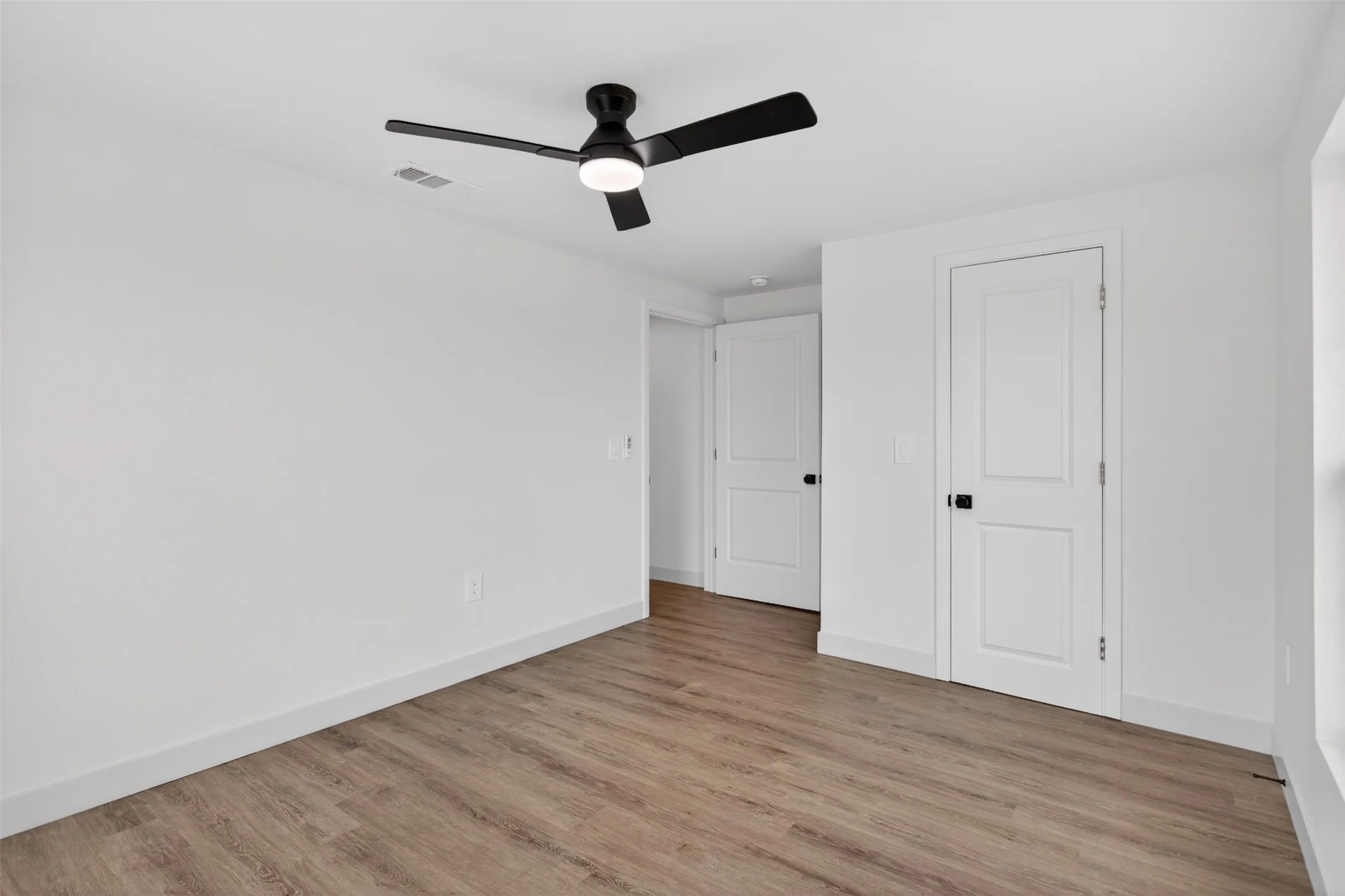 Office For Rent in Kaufman County , 10900 Reeder Lane, Forney, Texas 75126, 0, 0, Garage spaces, 0 Sqft, built in 1979, mls#21281864, Real Estate Agent in Forney, Homes For Rent in Kaufman county, Homes For Rent in Forney, Realtor in Forney Texas, Real Estate Brokerage Independent Realty Texas, Luminita Cordes Realtor