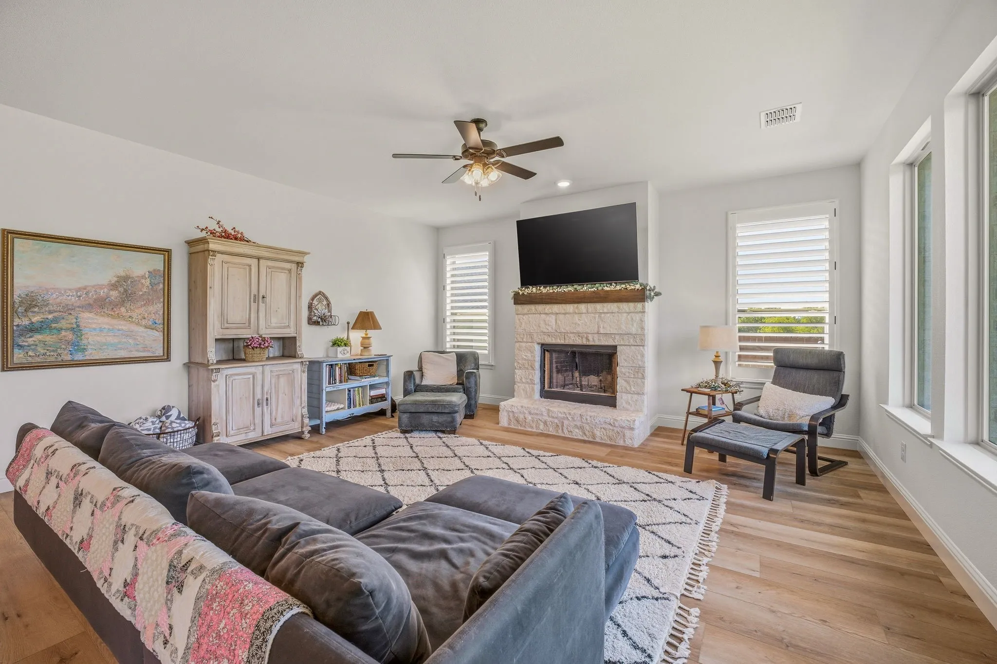 Single Family Residence For Sale in Somervell County , 127 Mesa Drive, Glen Rose, Texas 76043, 4 Bedroom, 2 Bathroom, 2 Garage spaces, 2,078 Sqft, built in 2024, mls#21281887, Real Estate Agent in Glen Rose, Homes For Sale in Somervell county, Homes For Sale in Glen Rose, Realtor in Glen Rose Texas, Real Estate Brokerage Independent Realty Texas, Luminita Cordes Realtor