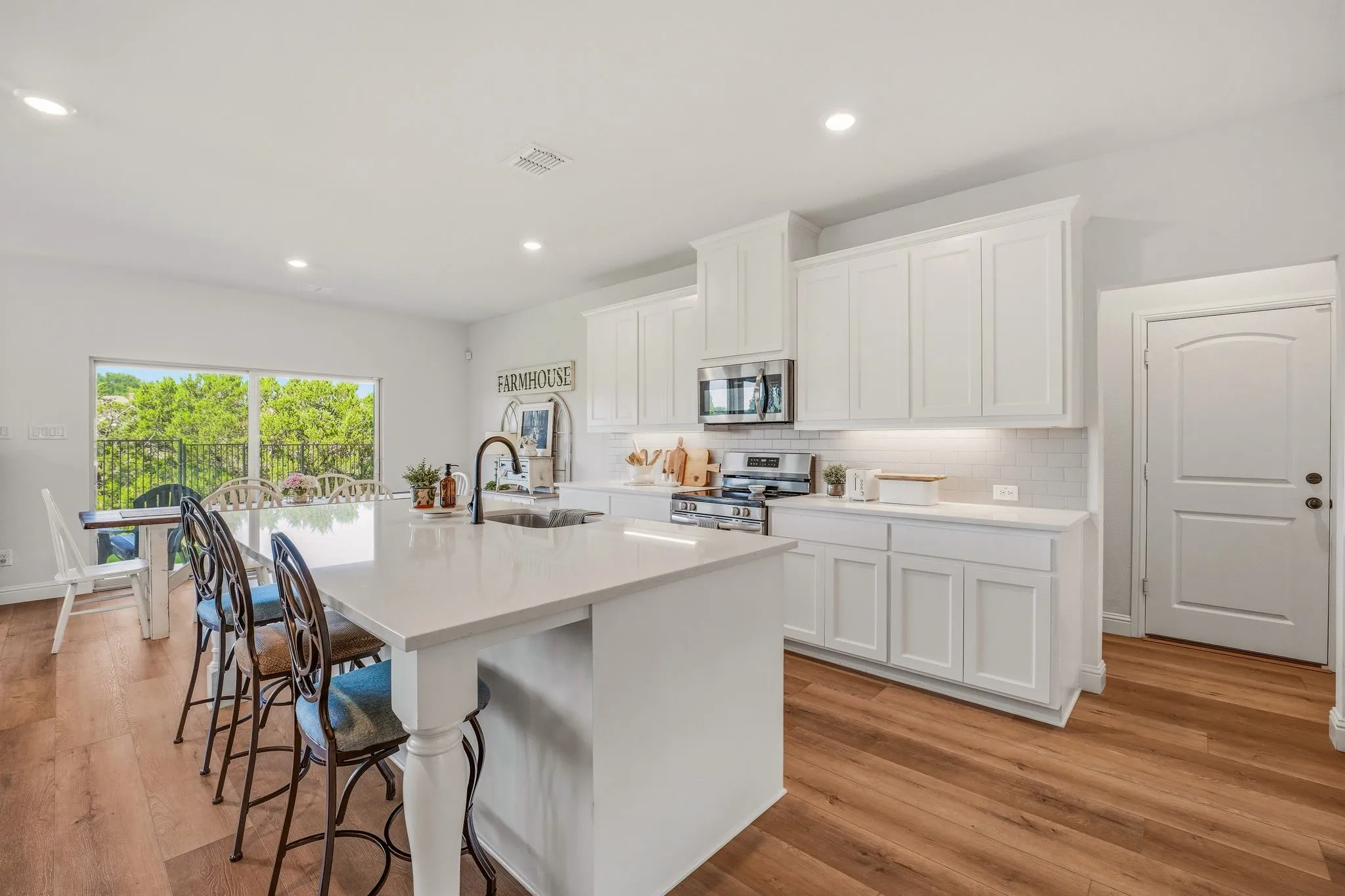 Single Family Residence For Sale in Somervell County , 127 Mesa Drive, Glen Rose, Texas 76043, 4 Bedroom, 2 Bathroom, 2 Garage spaces, 2,078 Sqft, built in 2024, mls#21281887, Real Estate Agent in Glen Rose, Homes For Sale in Somervell county, Homes For Sale in Glen Rose, Realtor in Glen Rose Texas, Real Estate Brokerage Independent Realty Texas, Luminita Cordes Realtor