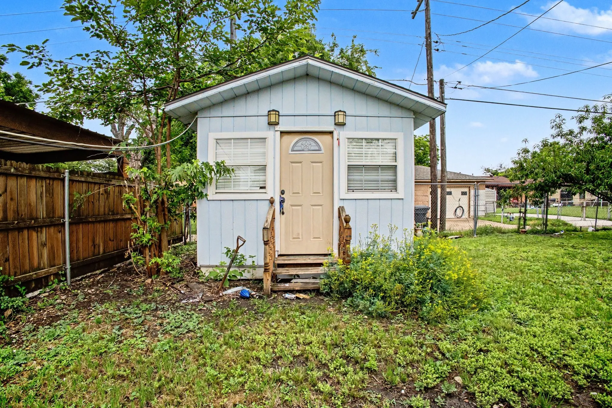 Single Family Residence For Sale in Dallas County , 1919 Yucca Drive, Dallas, Texas 75217, 3 Bedrooms, 2 Bathrooms, Garage spaces, 1,446 Sqft, built in 1956, Price $179,000, mls#21281897, Real Estate Agent in Dallas, Homes For Sale in Dallas county, Homes For Sale in Dallas, Realtor in Dallas Texas, Real Estate Brokerage Independent Realty Texas, Luminita Cordes Realtor