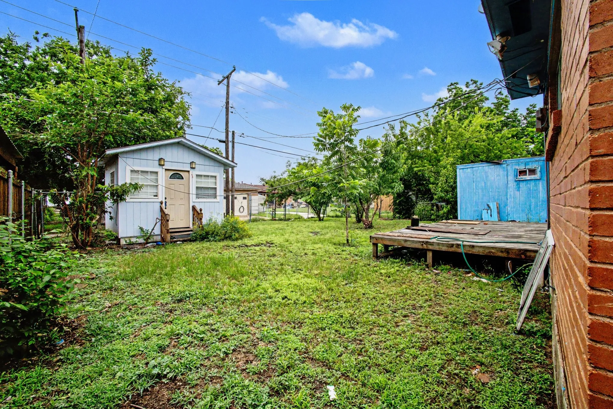 Single Family Residence For Sale in Dallas County , 1919 Yucca Drive, Dallas, Texas 75217, 3 Bedrooms, 2 Bathrooms, Garage spaces, 1,446 Sqft, built in 1956, Price $179,000, mls#21281897, Real Estate Agent in Dallas, Homes For Sale in Dallas county, Homes For Sale in Dallas, Realtor in Dallas Texas, Real Estate Brokerage Independent Realty Texas, Luminita Cordes Realtor