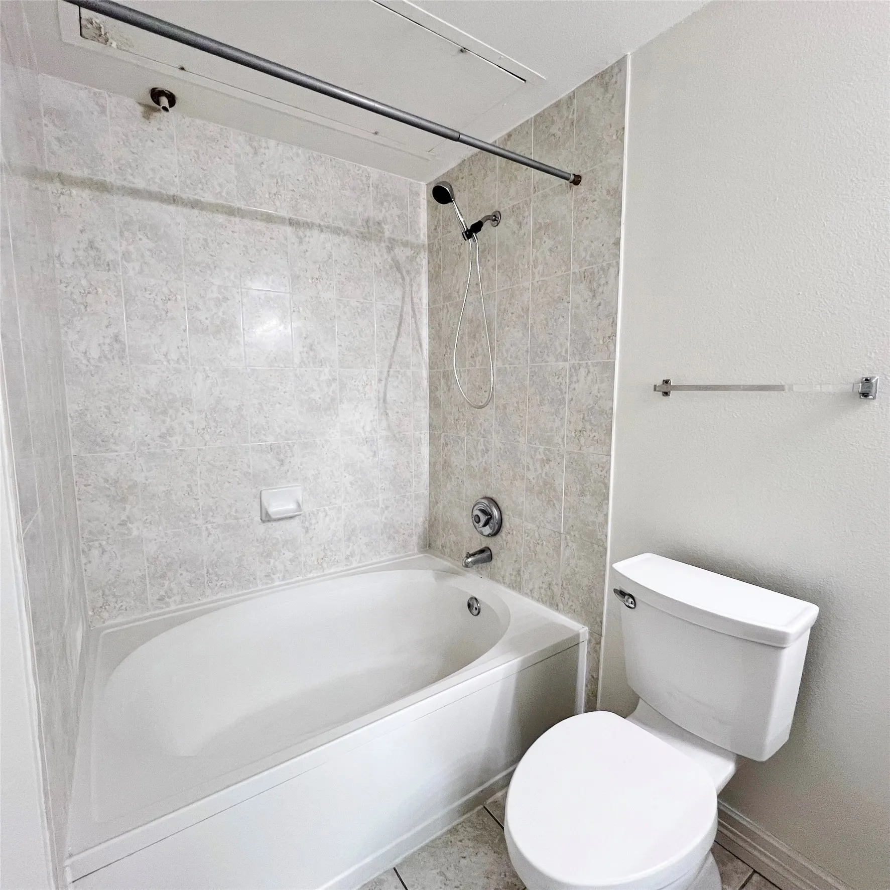 Condominium For Rent in Dallas County , 3400 Welborn Street 406, Dallas, Texas 75219, 1 Bedroom, 1 Bathroom, 1 Garage spaces, 758 Sqft, built in 1998, mls#21281778, Real Estate Agent in Dallas, Homes For Rent in Dallas county, Homes For Rent in Dallas, Realtor in Dallas Texas, Real Estate Brokerage Independent Realty Texas, Luminita Cordes Realtor