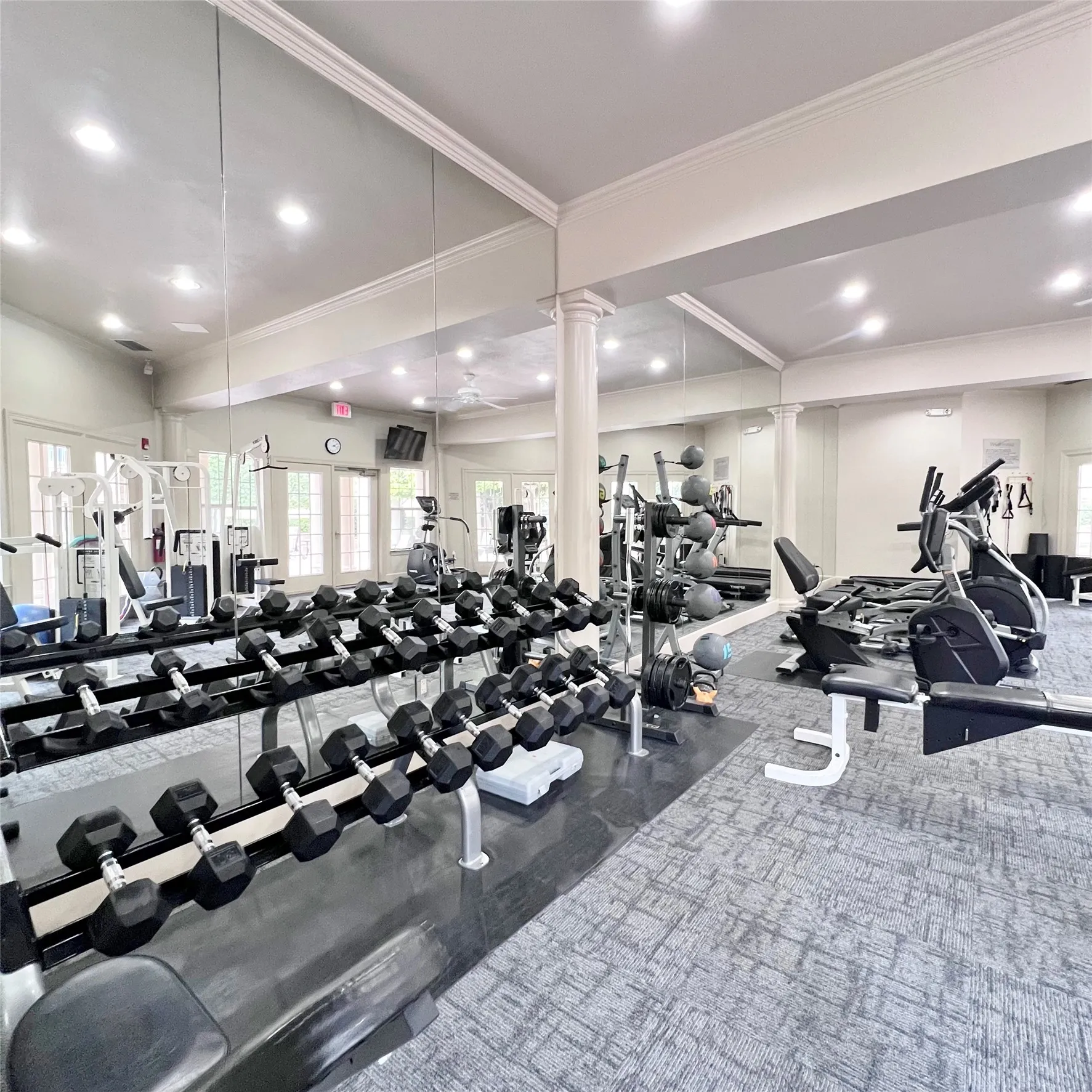 Condominium For Rent in Dallas County , 3400 Welborn Street 406, Dallas, Texas 75219, 1 Bedroom, 1 Bathroom, 1 Garage spaces, 758 Sqft, built in 1998, mls#21281778, Real Estate Agent in Dallas, Homes For Rent in Dallas county, Homes For Rent in Dallas, Realtor in Dallas Texas, Real Estate Brokerage Independent Realty Texas, Luminita Cordes Realtor