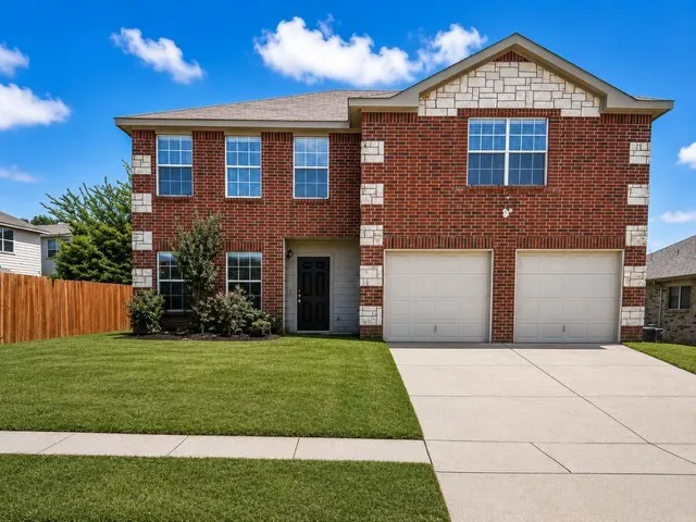 Single Family Residence For Sale in Tarrant County , 8540 Boswell Meadows Drive, Fort Worth, Texas 76179, 5 Bedroom, 3 Bathroom, 2 Garage spaces, 2,260 Sqft, built in 2008, Price $349,900, mls#21281912, Real Estate Agent in Fort Worth, Homes For Sale in Tarrant county, Homes For Sale in Fort Worth, Realtor in Fort Worth Texas, Real Estate Brokerage Independent Realty Texas, Luminita Cordes Realtor