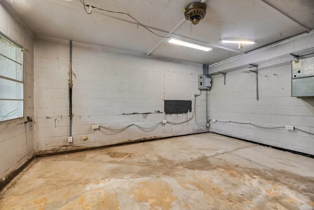 Office area inside the giant workshop