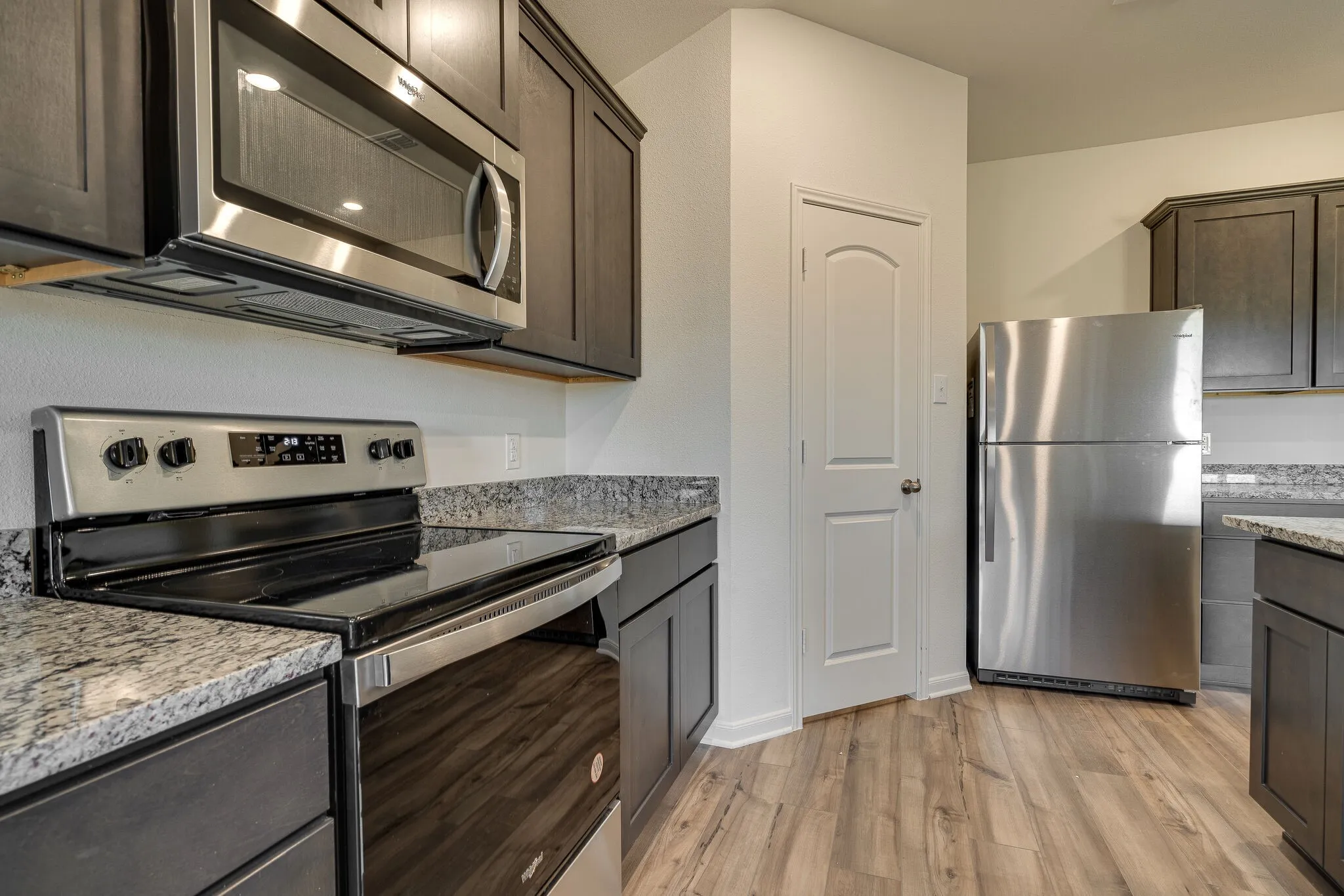 Single Family Residence For Rent in Dallas County , 639 Arlington Park Court, Seagoville, Texas 75159, 4 Bedrooms, 2 Bathrooms, 2 Garage spaces, 2,006 Sqft, built in 2021, Price $2,299, mls#21280974, Real Estate Agent in Seagoville, Homes For Rent in Dallas county, Homes For Rent in Seagoville, Realtor in Seagoville Texas, Real Estate Brokerage Independent Realty Texas, Luminita Cordes Realtor