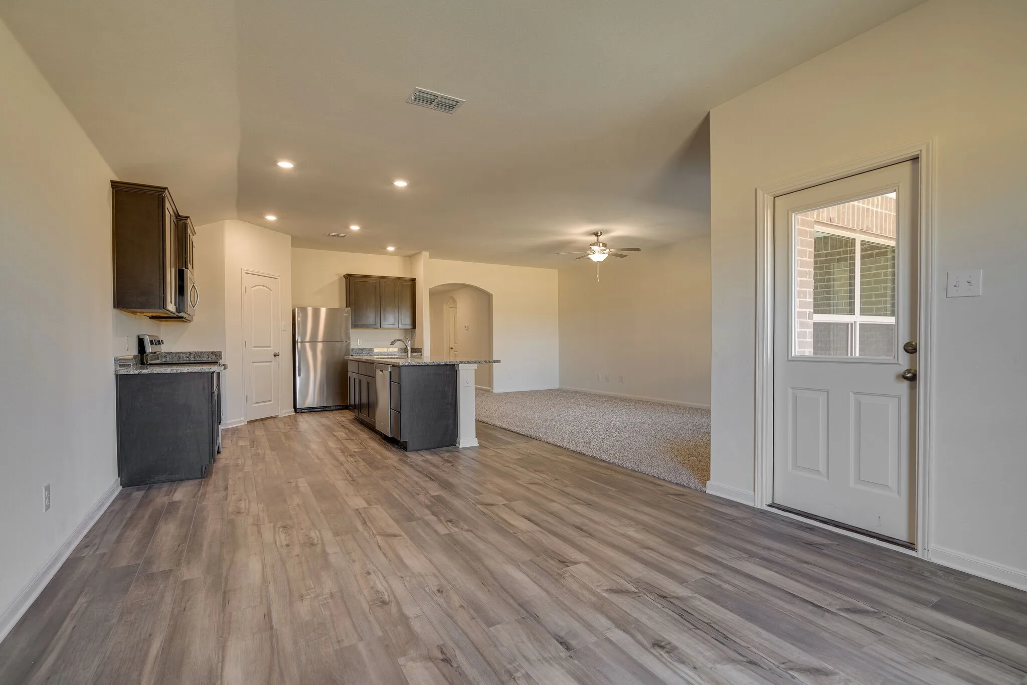 Single Family Residence For Rent in Dallas County , 639 Arlington Park Court, Seagoville, Texas 75159, 4 Bedrooms, 2 Bathrooms, 2 Garage spaces, 2,006 Sqft, built in 2021, Price $2,299, mls#21280974, Real Estate Agent in Seagoville, Homes For Rent in Dallas county, Homes For Rent in Seagoville, Realtor in Seagoville Texas, Real Estate Brokerage Independent Realty Texas, Luminita Cordes Realtor