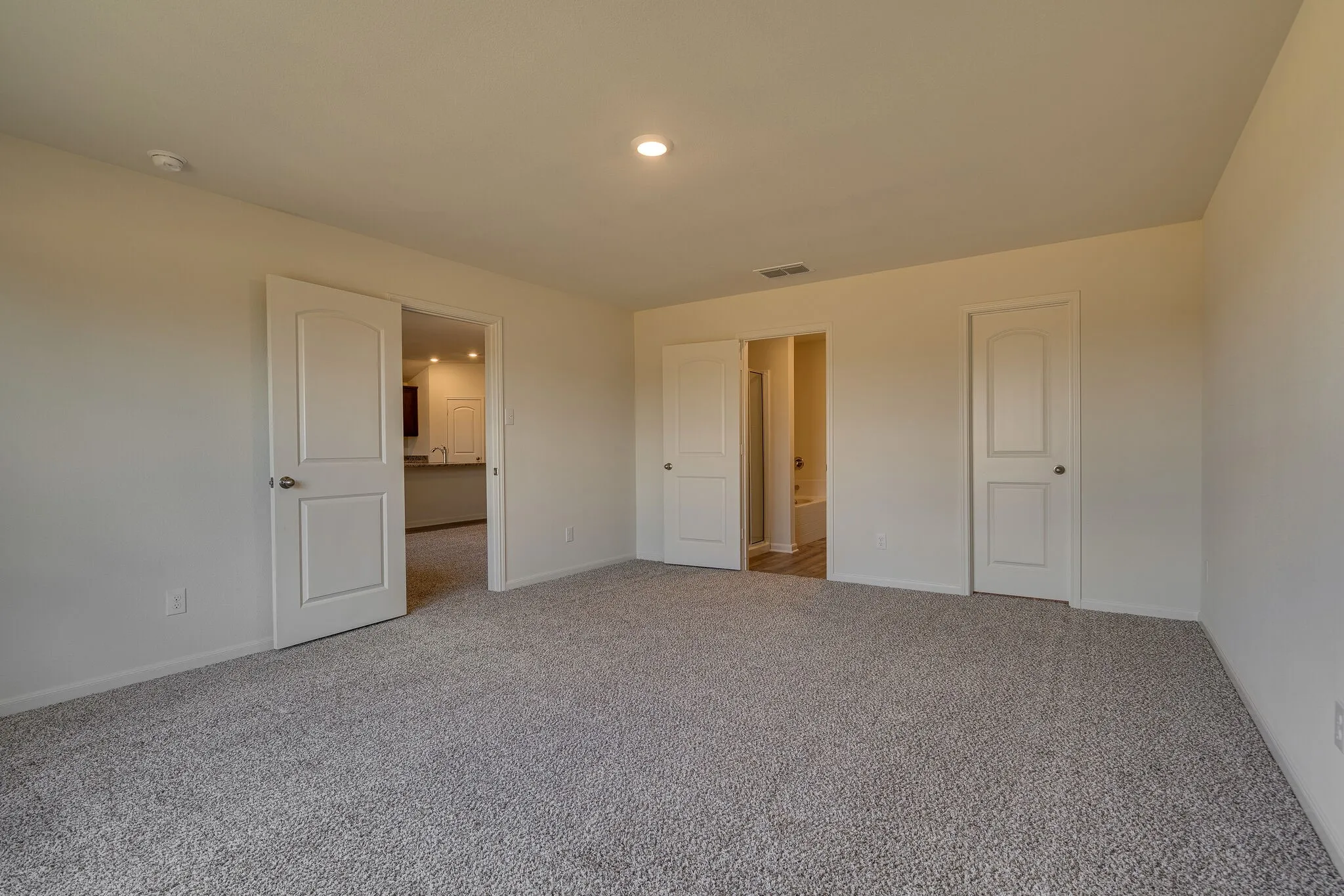 Single Family Residence For Rent in Dallas County , 639 Arlington Park Court, Seagoville, Texas 75159, 4 Bedrooms, 2 Bathrooms, 2 Garage spaces, 2,006 Sqft, built in 2021, Price $2,299, mls#21280974, Real Estate Agent in Seagoville, Homes For Rent in Dallas county, Homes For Rent in Seagoville, Realtor in Seagoville Texas, Real Estate Brokerage Independent Realty Texas, Luminita Cordes Realtor