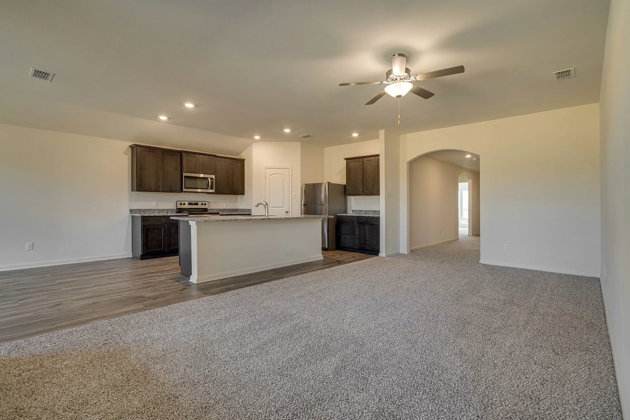 Single Family Residence For Rent in Dallas County , 639 Arlington Park Court, Seagoville, Texas 75159, 4 Bedrooms, 2 Bathrooms, 2 Garage spaces, 2,006 Sqft, built in 2021, Price $2,299, mls#21280974, Real Estate Agent in Seagoville, Homes For Rent in Dallas county, Homes For Rent in Seagoville, Realtor in Seagoville Texas, Real Estate Brokerage Independent Realty Texas, Luminita Cordes Realtor