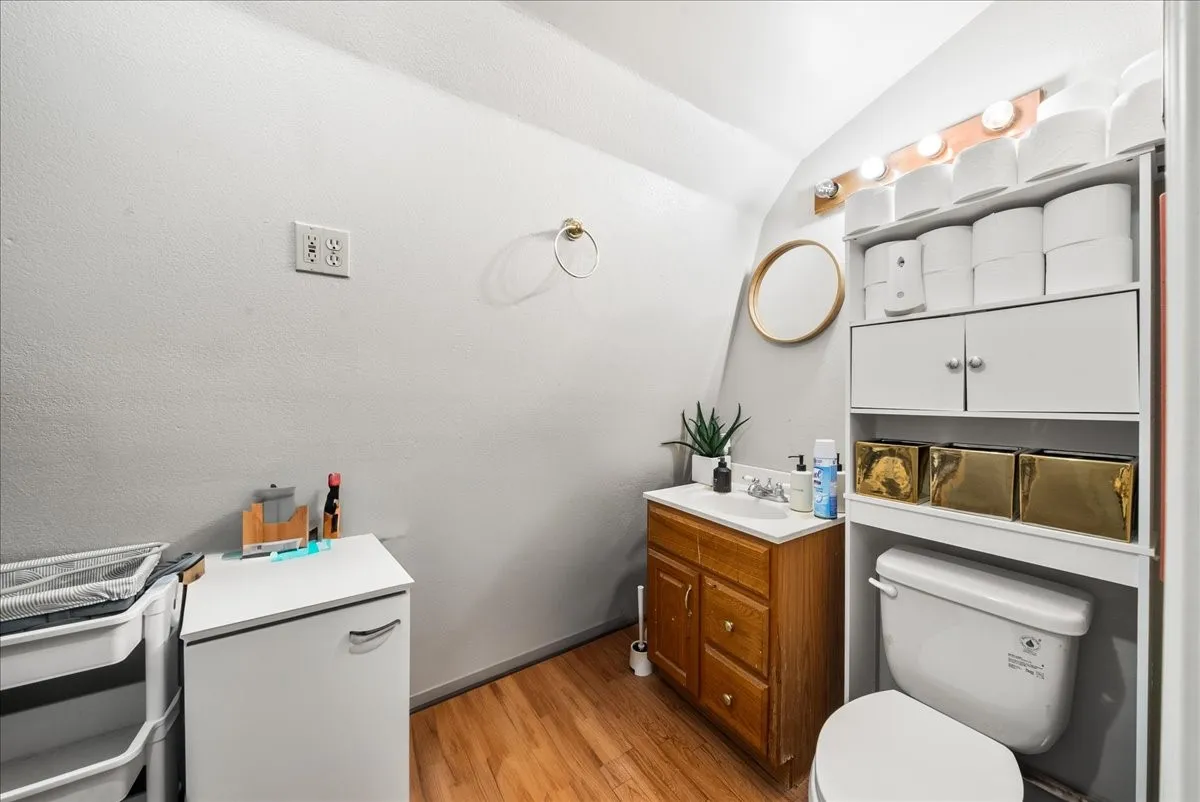 Single Family Residence For Sale in Dallas County , 4203 Bonham Street, Dallas, Texas 75229, 3 Bedrooms, 2 Bathrooms, Garage spaces, 1,120 Sqft, built in 1952, Price $540,000, mls#21281923, Real Estate Agent in Dallas, Homes For Sale in Dallas county, Homes For Sale in Dallas, Realtor in Dallas Texas, Real Estate Brokerage Independent Realty Texas, Luminita Cordes Realtor