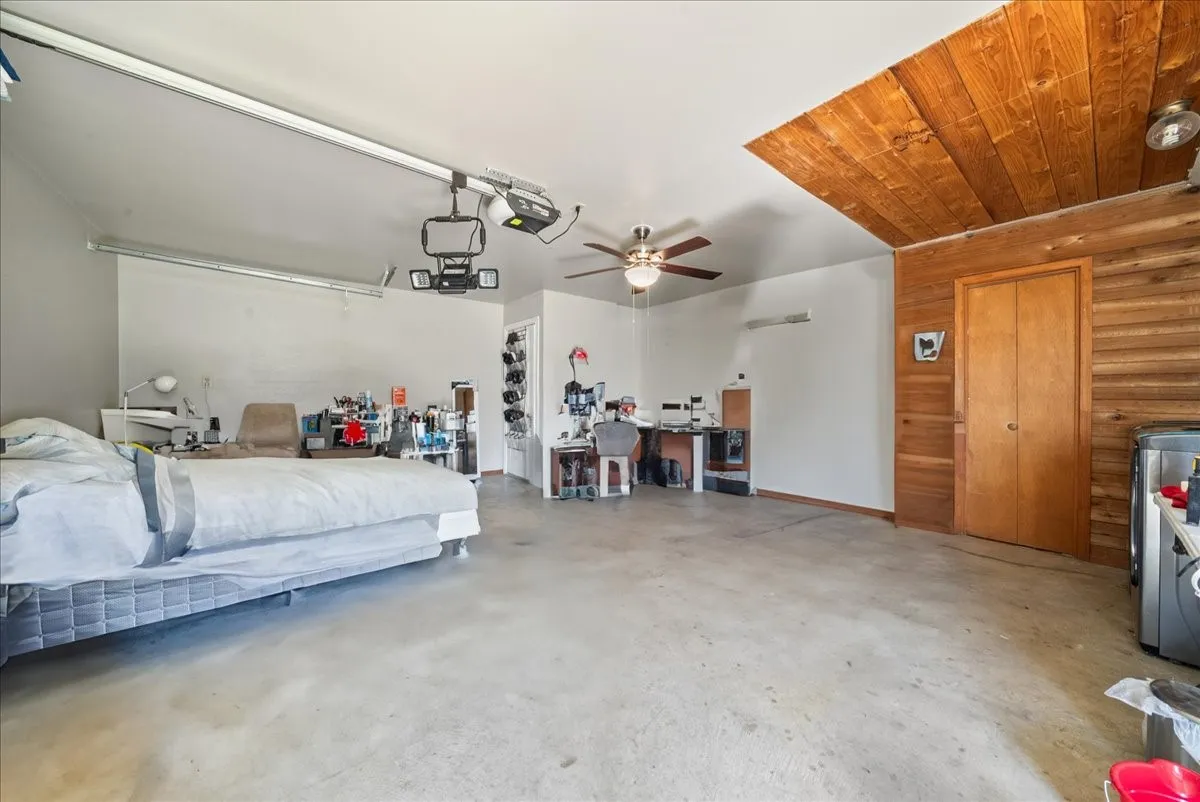 Single Family Residence For Sale in Dallas County , 4203 Bonham Street, Dallas, Texas 75229, 3 Bedrooms, 2 Bathrooms, Garage spaces, 1,120 Sqft, built in 1952, Price $540,000, mls#21281923, Real Estate Agent in Dallas, Homes For Sale in Dallas county, Homes For Sale in Dallas, Realtor in Dallas Texas, Real Estate Brokerage Independent Realty Texas, Luminita Cordes Realtor