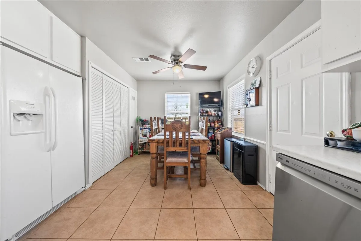 Single Family Residence For Sale in Dallas County , 4203 Bonham Street, Dallas, Texas 75229, 3 Bedrooms, 2 Bathrooms, Garage spaces, 1,120 Sqft, built in 1952, Price $540,000, mls#21281923, Real Estate Agent in Dallas, Homes For Sale in Dallas county, Homes For Sale in Dallas, Realtor in Dallas Texas, Real Estate Brokerage Independent Realty Texas, Luminita Cordes Realtor