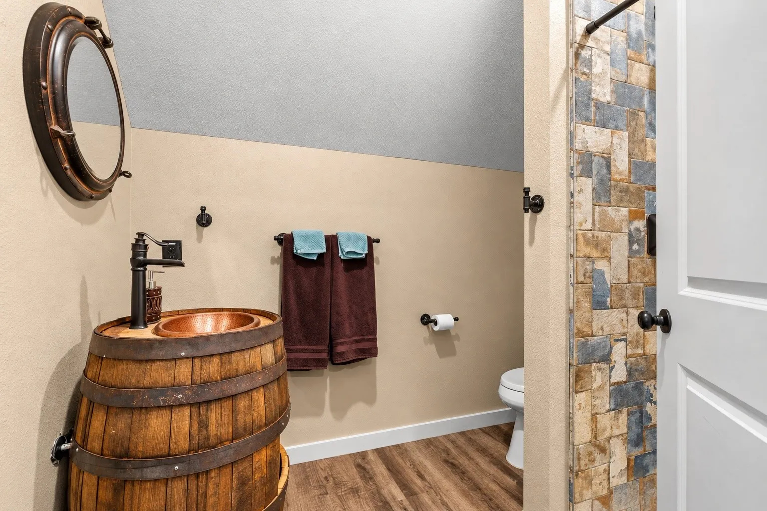 Casita bathroom